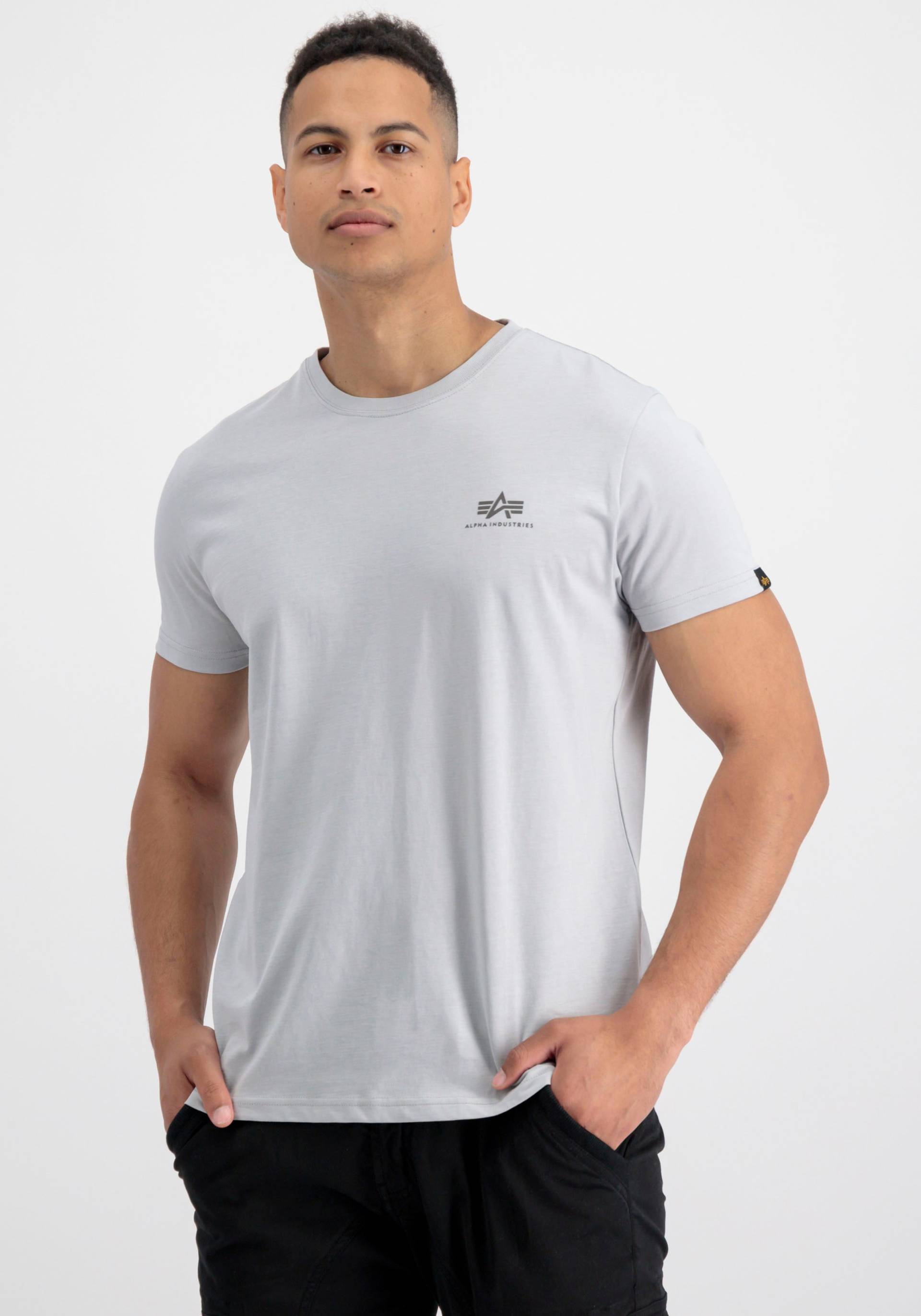 Alpha Industries Rundhalsshirt »BASIC T SMALL LOGO« Alpha Industries Rundhalsshirt »BASIC T SMALL LOGO« von alpha industries