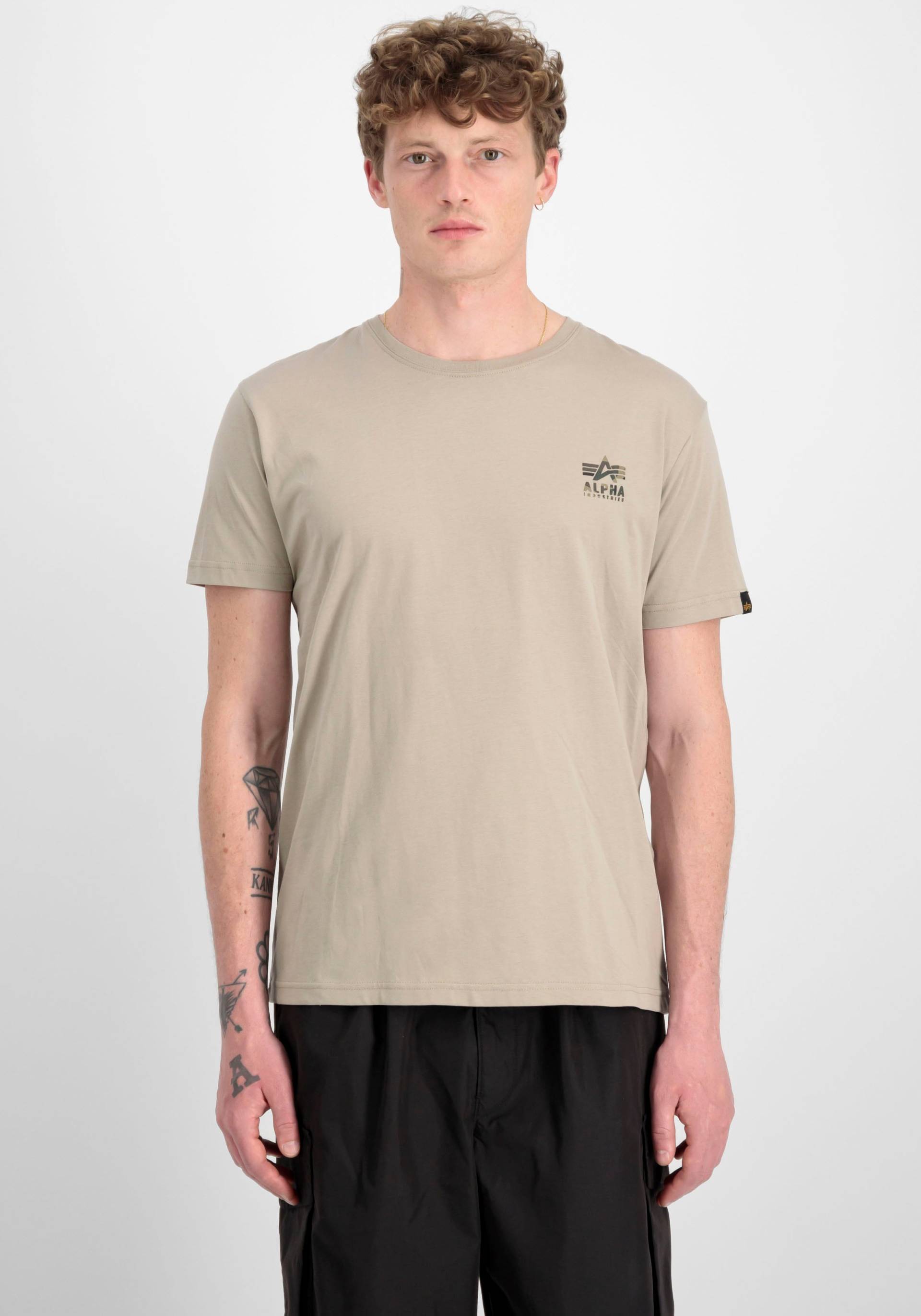 Alpha Industries Rundhalsshirt »Camo Logo Puff Print BP T« Alpha Industries Rundhalsshirt »Camo Logo Puff Print BP T« von alpha industries