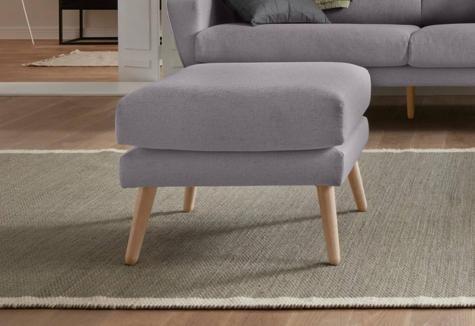 andas Hocker »Bille«, mit Eiche-Beinen, Design by Morten Georgsen andas Hocker »Bille«, mit Eiche-Beinen, Design by Morten Georgsen von andas