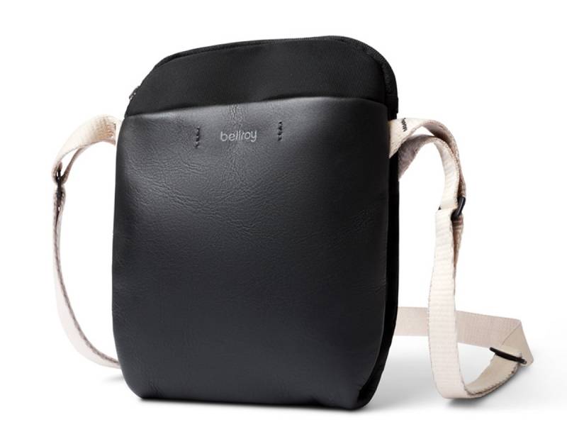 City Pouch Premium Black von bellroy