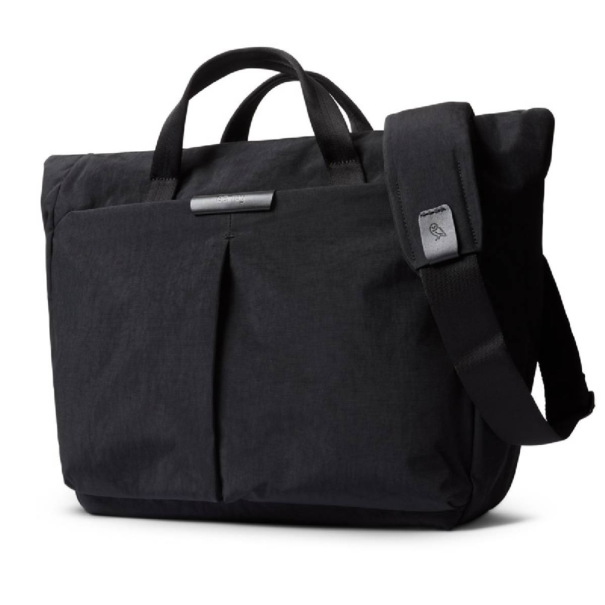 Tokyo - Messenger Bag 14", Schwarz von bellroy