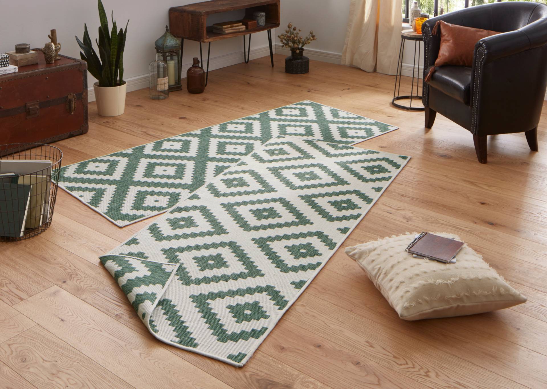 NORTHRUGS Teppich »Malta Wendeteppich«, rechteckig, 5 mm Höhe, In-& Outdoor, Wetterfest, Balkon, Terrasse, Raute, Läufer, Wohnzimmer NORTHRUGS Teppich »Malta Wendeteppich«, rechteckig, 5 mm Höhe, In-& Outdoor, Wetterfest, Balkon, Terrasse, Raute, Läufer, Wohnzimmer von NORTHRUGS