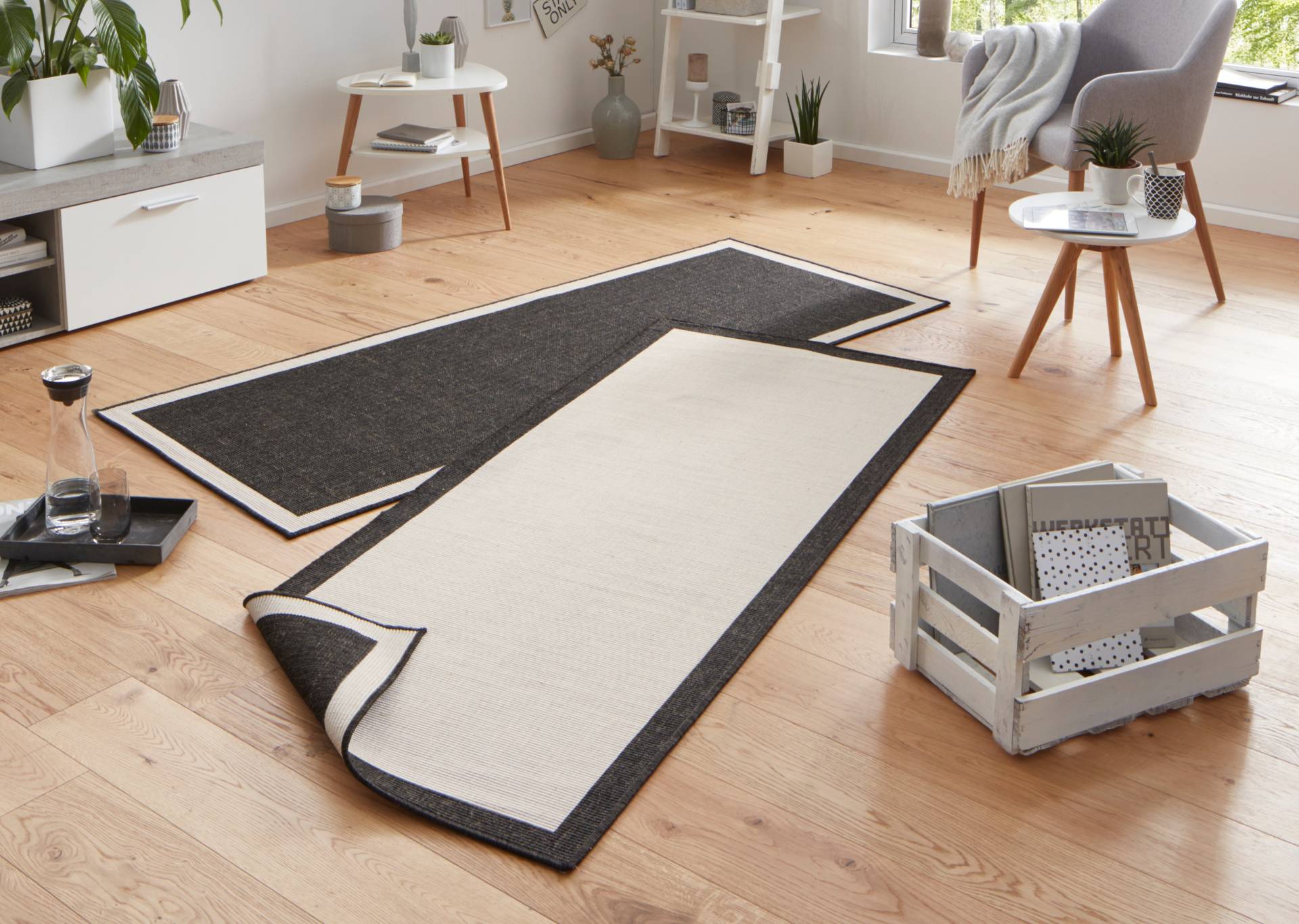 NORTHRUGS Teppich »Panama Wendeteppich«, rechteckig, 5 mm Höhe, In-& Outdoor, Wetterfest, Balkon, Läufer, Wohnzimmer, Wasserfest NORTHRUGS Teppich »Panama Wendeteppich«, rechteckig, 5 mm Höhe, In-& Outdoor, Wetterfest, Balkon, Läufer, Wohnzimmer, Wasserfest von NORTHRUGS