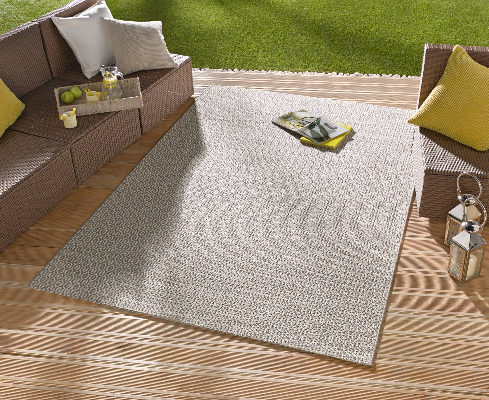 NORTHRUGS Teppich »Coin«, rechteckig, 8 mm Höhe, In-& Outdoor, Wetterfest, Balkon, Sisal-Optik, Wohnzimmer,Wasserfest von NORTHRUGS