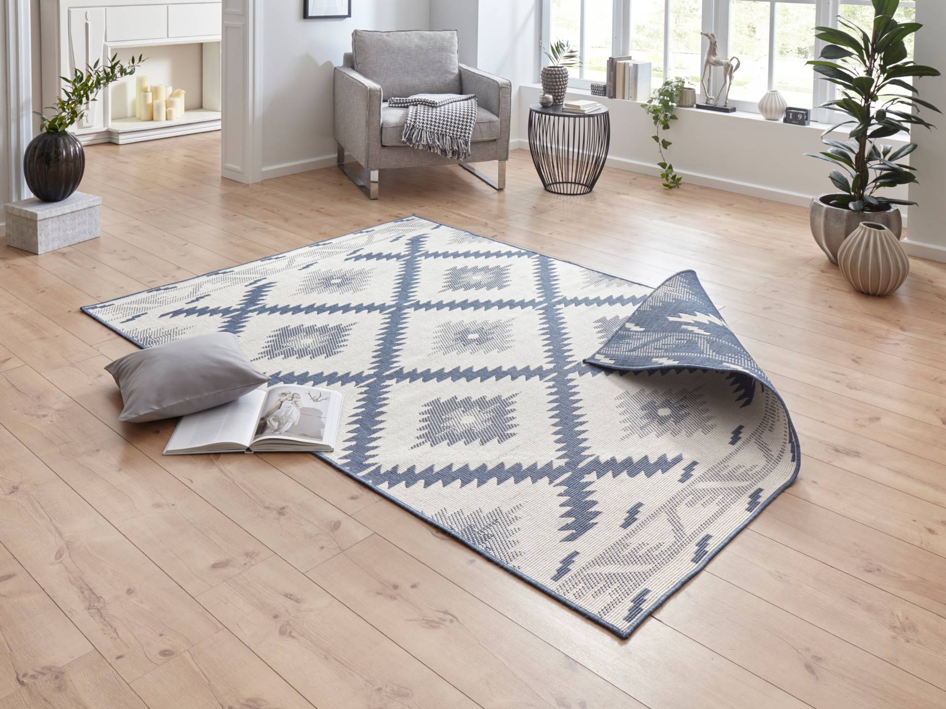 NORTHRUGS Teppich »Malibu Wendeteppich«, rechteckig, 5 mm Höhe, In-& Outdoor, Wetterfest, Balkon, Läufer, Wohnzimmer, Wasserfest NORTHRUGS Teppich »Malibu Wendeteppich«, rechteckig, 5 mm Höhe, In-& Outdoor, Wetterfest, Balkon, Läufer, Wohnzimmer, Wasserfest von NORTHRUGS