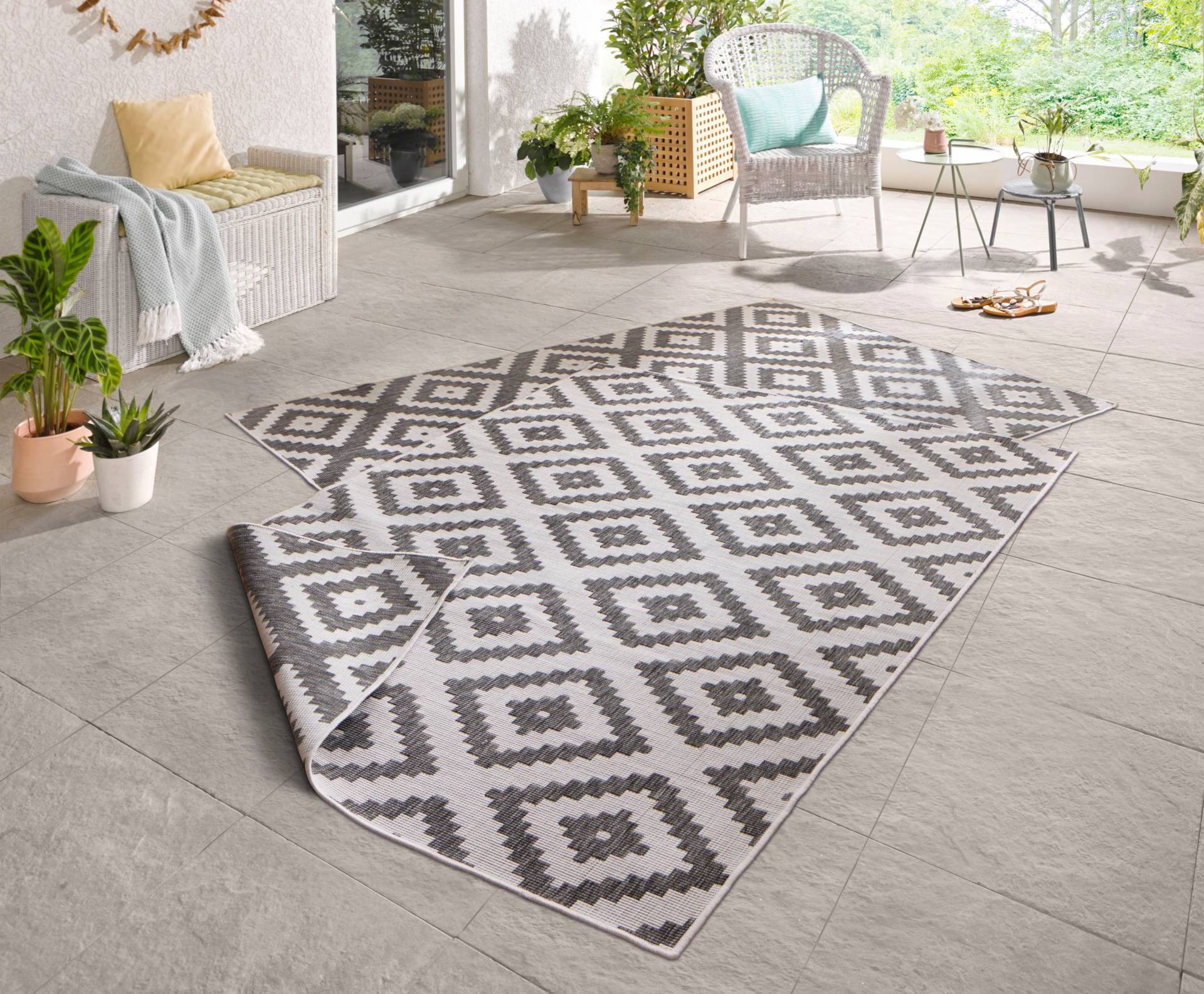 NORTHRUGS Teppich »Malta Wendeteppich«, rechteckig, 5 mm Höhe, In-& Outdoor, Wetterfest, Balkon, Rautenmuster, Wohnzimmer,Wasserfest von NORTHRUGS