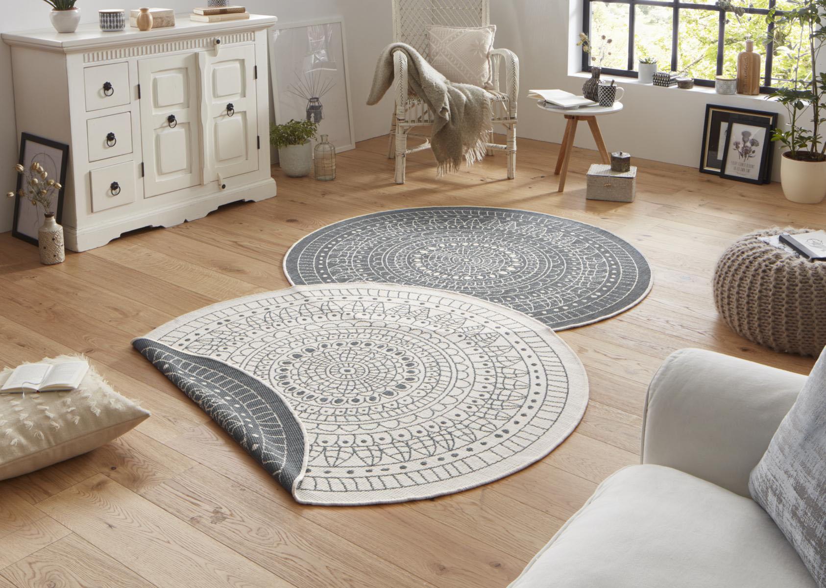 NORTHRUGS Teppich »Porto Wendeteppich«, rund, 5 mm Höhe, In-& Outdoor, Wetterfest, Balkon, Garten, Wohnzimmer, Wasserfest NORTHRUGS Teppich »Porto Wendeteppich«, rund, 5 mm Höhe, In-& Outdoor, Wetterfest, Balkon, Garten, Wohnzimmer, Wasserfest von NORTHRUGS