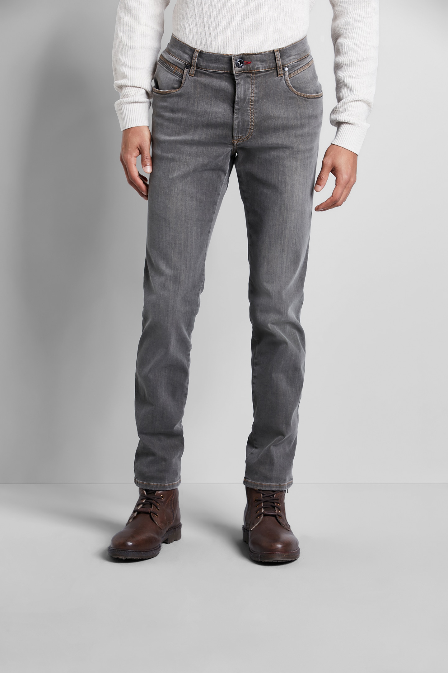 bugatti 5-Pocket-Jeans, im Used Wash Look von bugatti