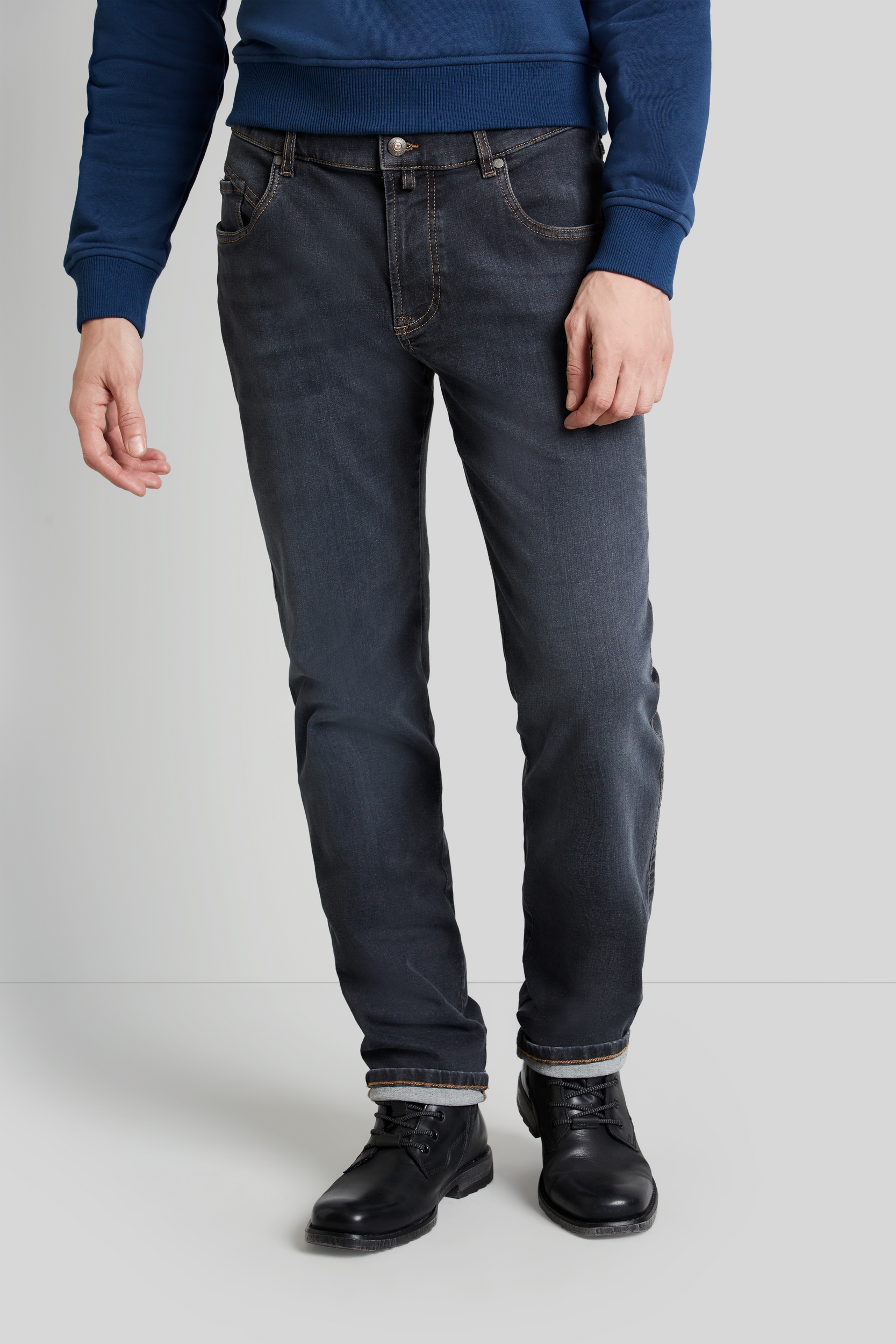 bugatti 5-Pocket-Jeans »Flexcity Denim«, mit hohem Tragekomfort bugatti 5-Pocket-Jeans »Flexcity Denim«, mit hohem Tragekomfort von bugatti