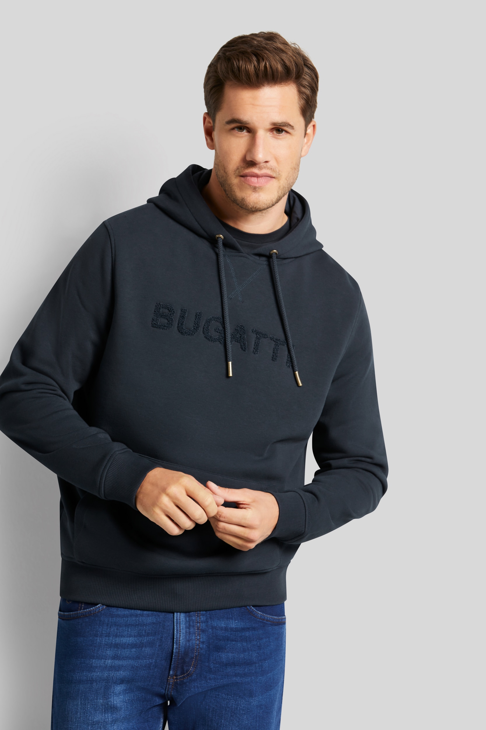 bugatti Sweatshirt, mit Logo-Print von bugatti