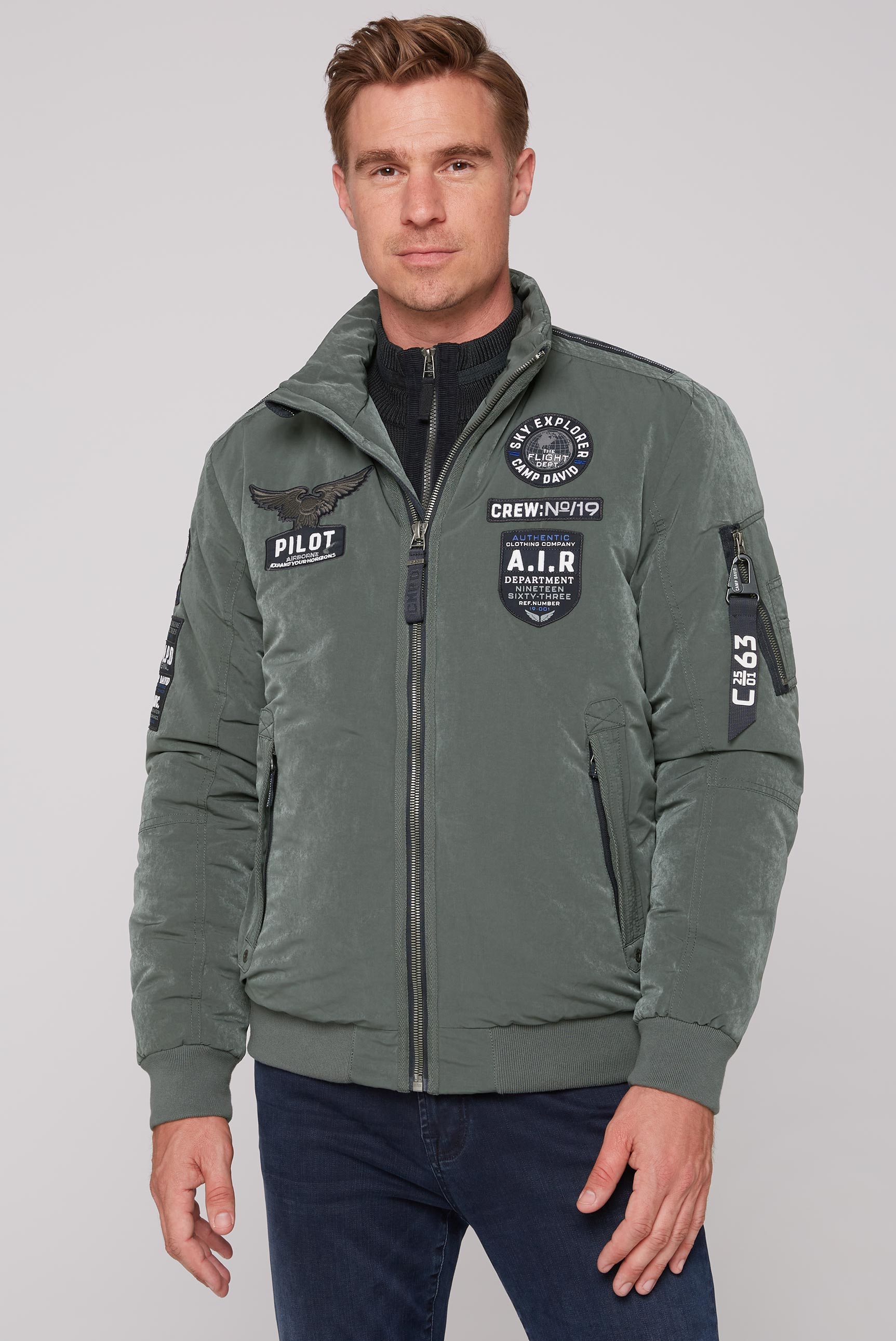 CAMP DAVID Blouson, ohne Kapuze, mit vielen Patches CAMP DAVID Blouson, ohne Kapuze, mit vielen Patches von camp david