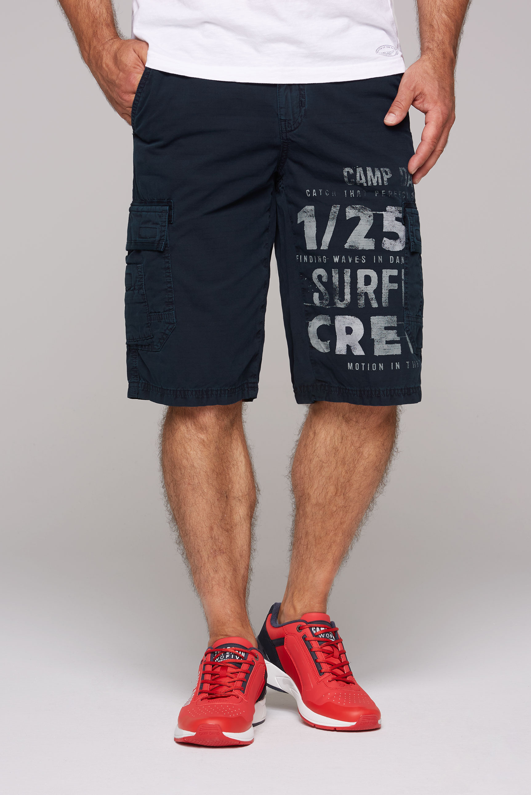 CAMP DAVID Cargoshorts, mit auffälligen Prints von camp david