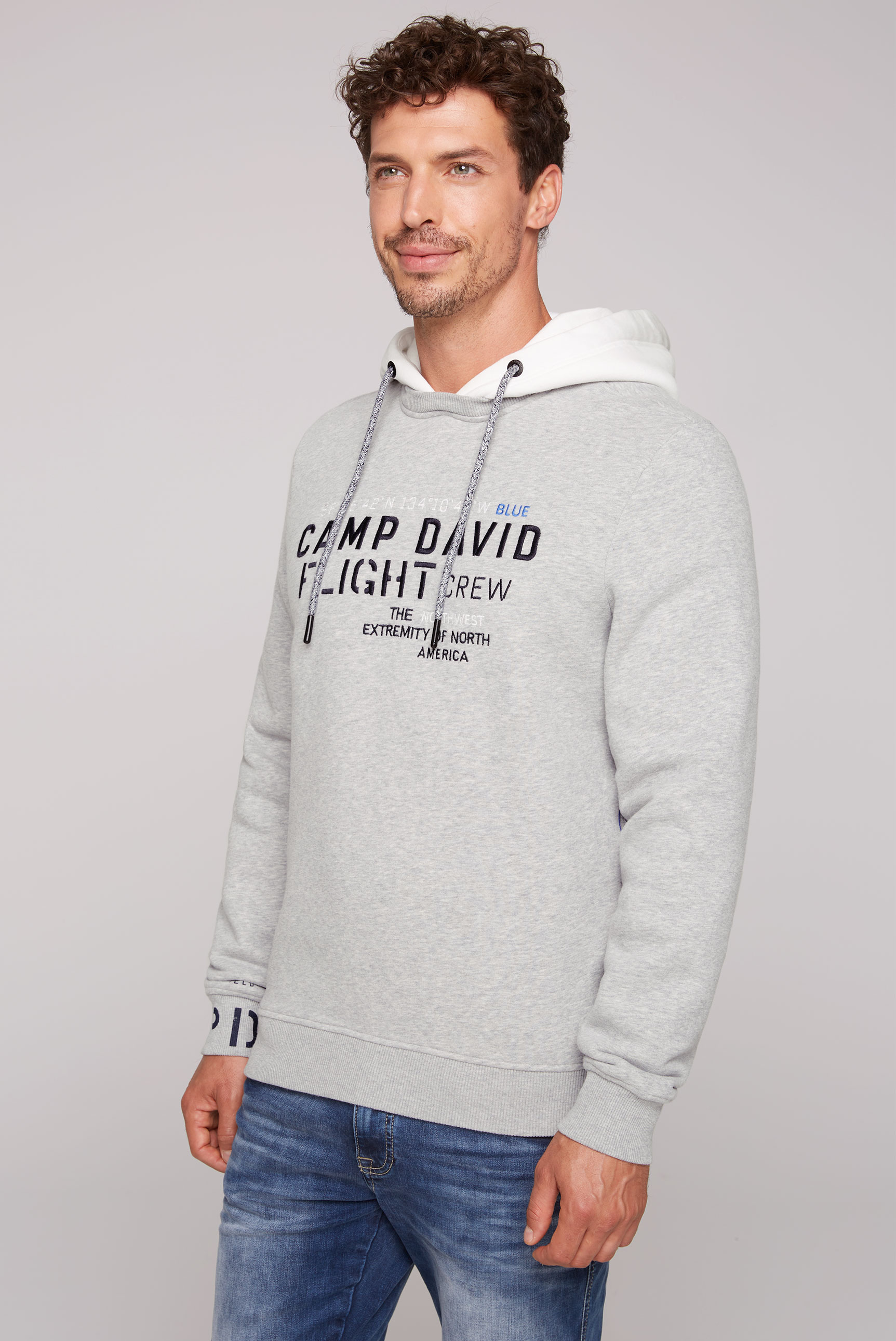 CAMP DAVID Kapuzensweatshirt, mit Frontprint CAMP DAVID Kapuzensweatshirt, mit Frontprint von camp david