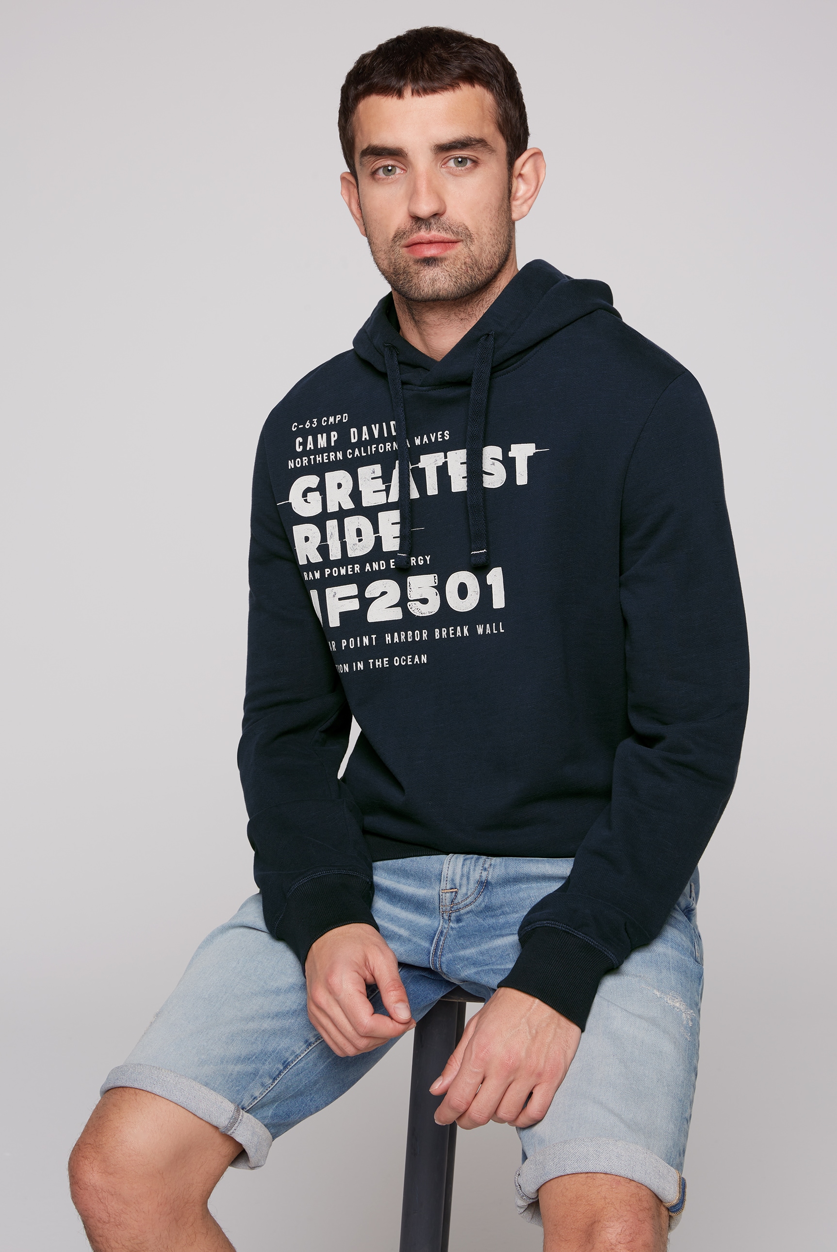 CAMP DAVID Kapuzensweatshirt, mit kontrastreichem Print von camp david