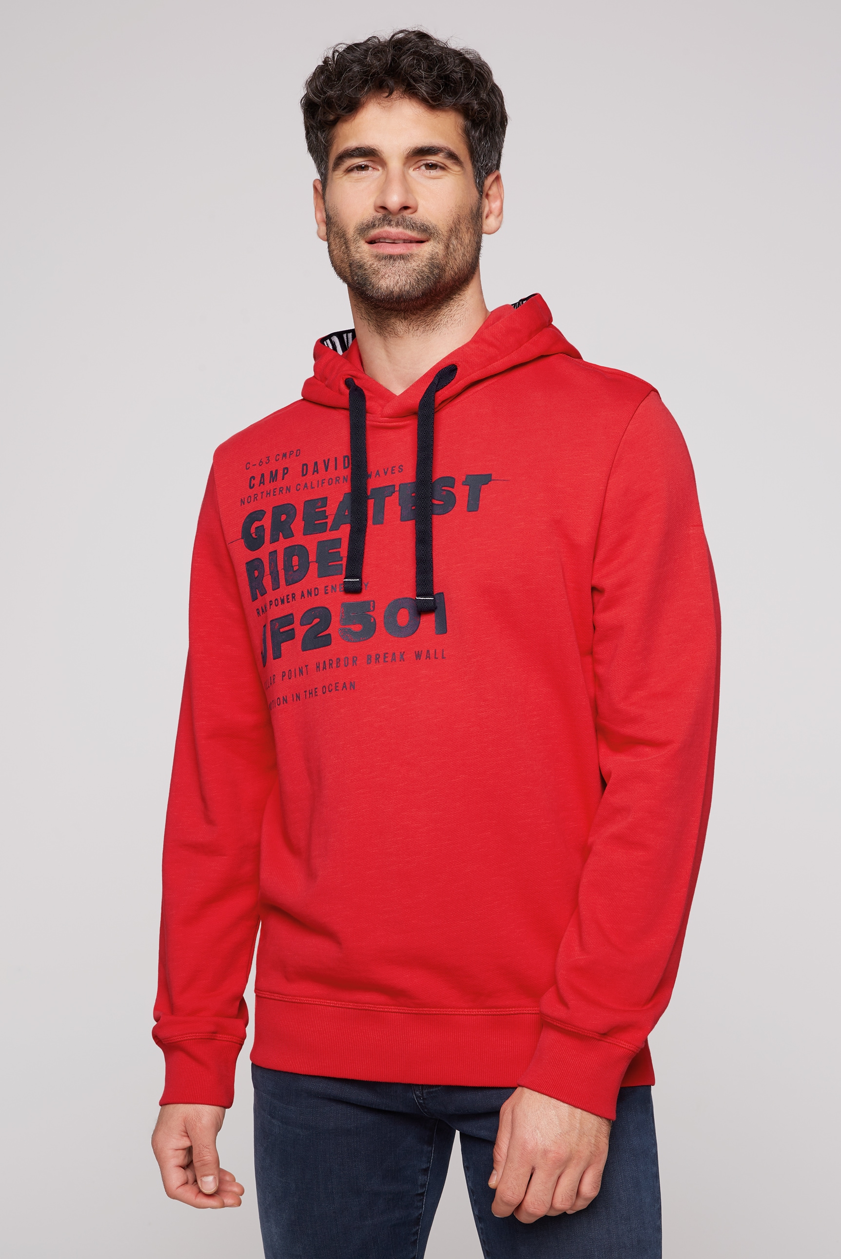 CAMP DAVID Kapuzensweatshirt, mit kontrastreichem Print von camp david