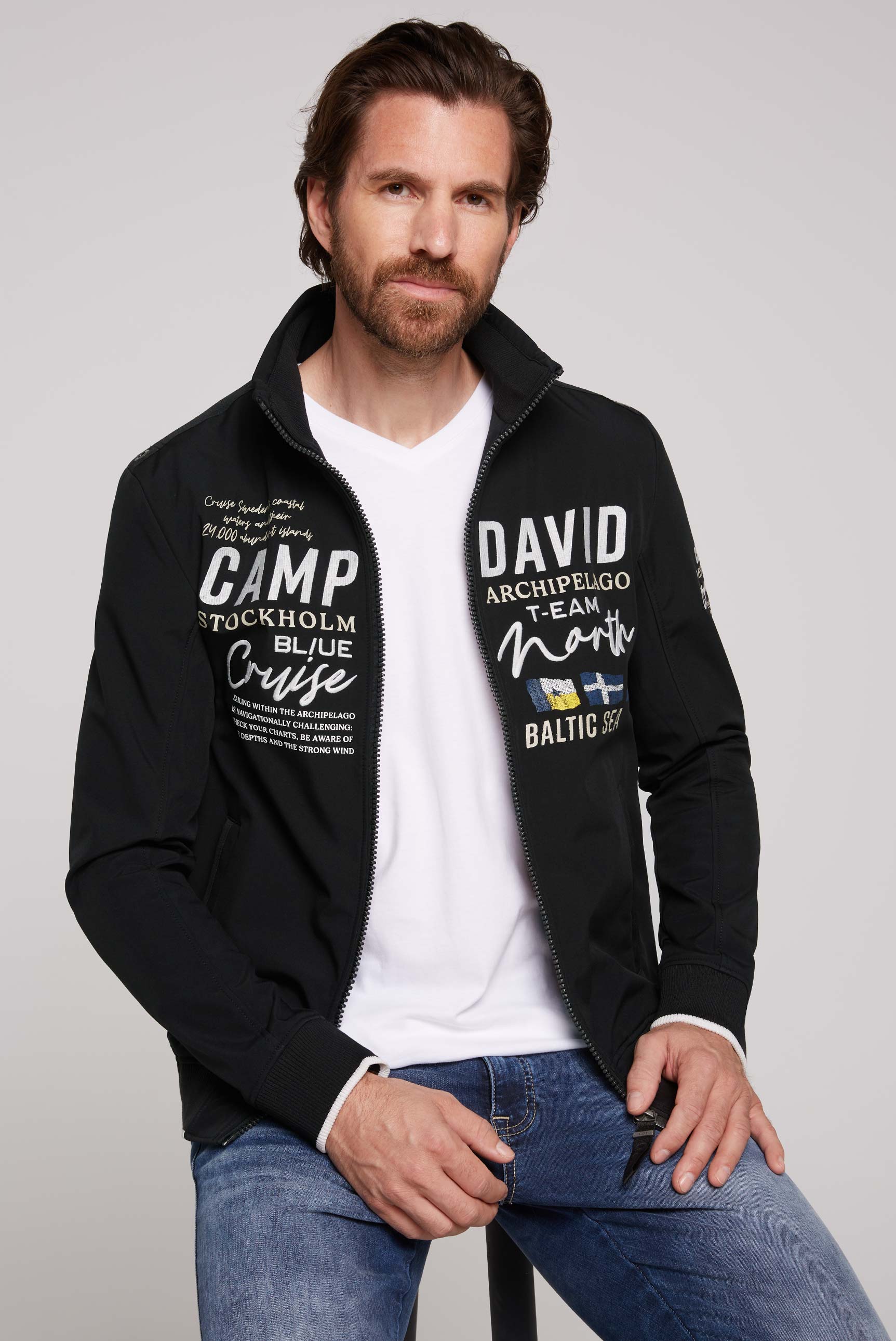 CAMP DAVID Softshelljacke, ohne Kapuze, mit Stehkragen und Logo-Prints und Stickereien von camp david