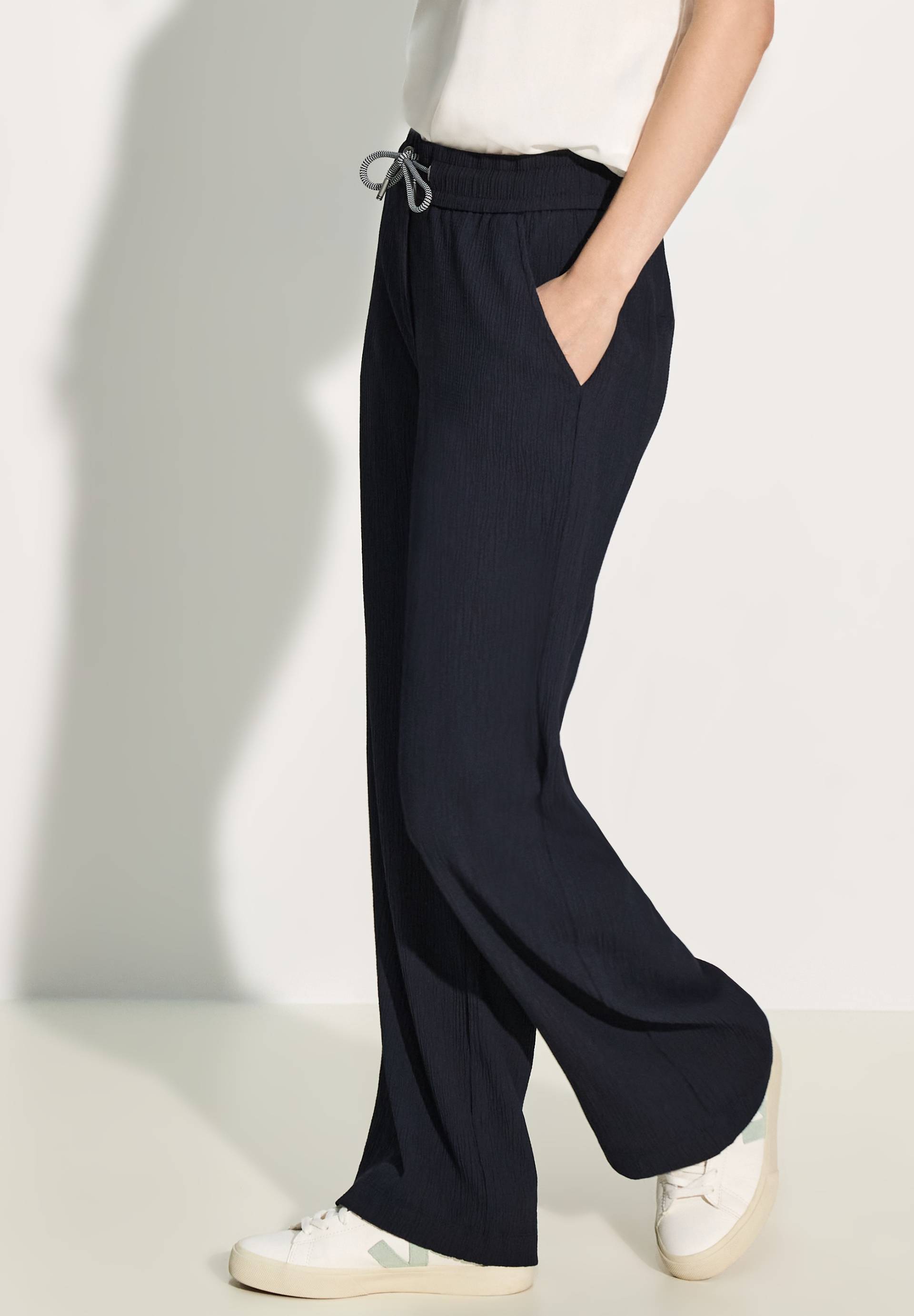 Cecil Stoffhose »NEELE«, mit weitem Bein und elastischem Bund Cecil Stoffhose »NEELE«, mit weitem Bein und elastischem Bund von cecil