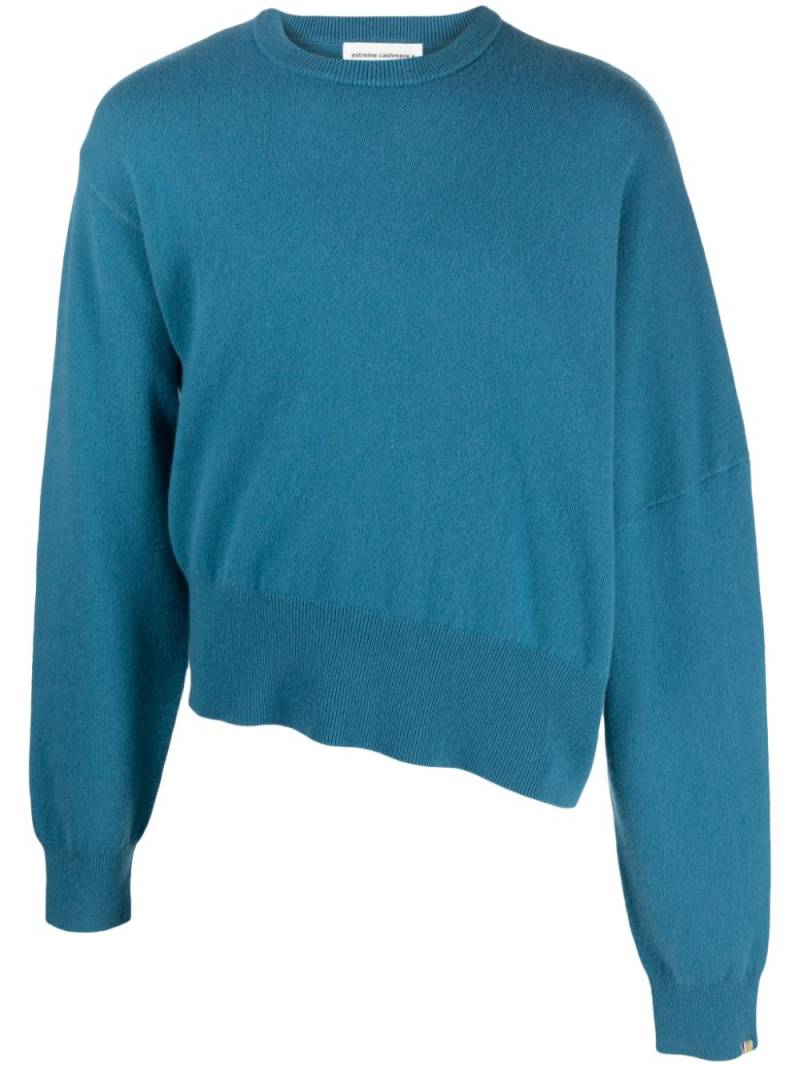 extreme cashmere N°288 Dia asymmetric jumper - Blue von extreme cashmere