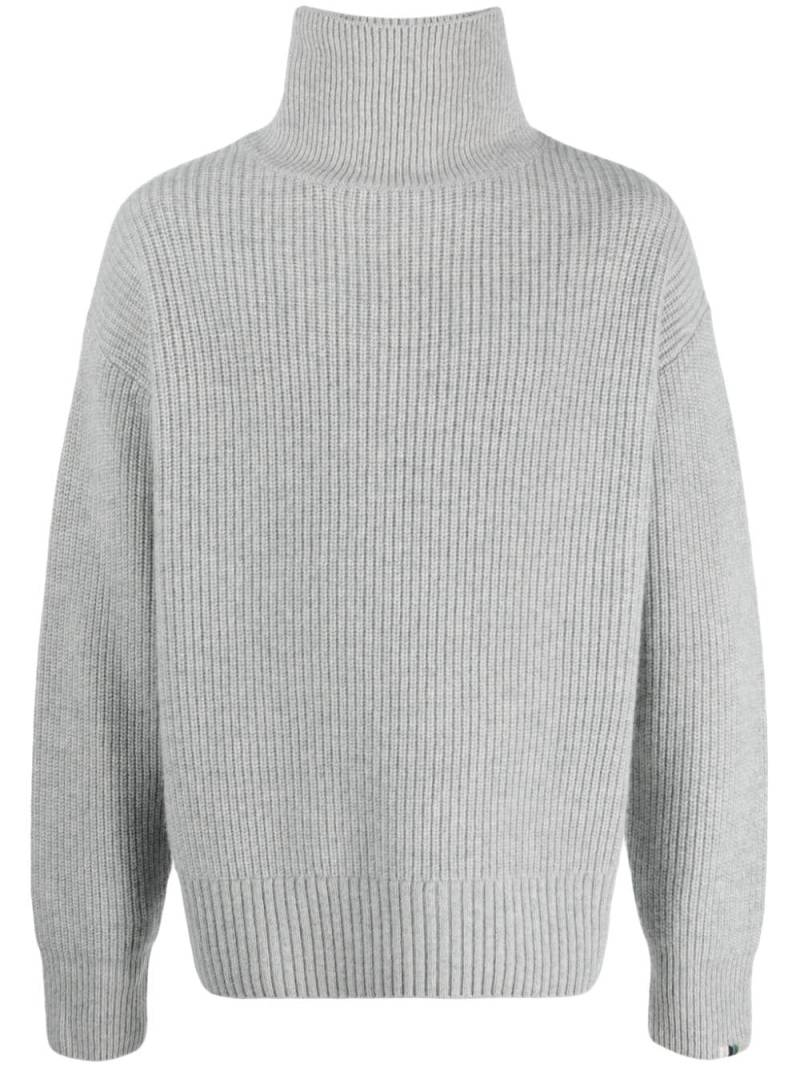 extreme cashmere n°317 Nisse cashmere jumper - Grey von extreme cashmere