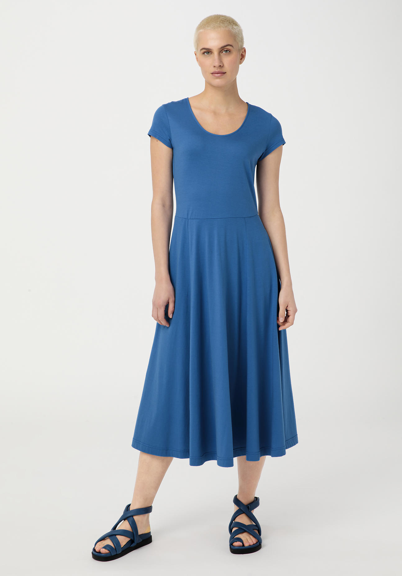 hessnatur Damen Jersey-Kleid aus Bio-Baumwolle - blau Grösse34 von hessnatur