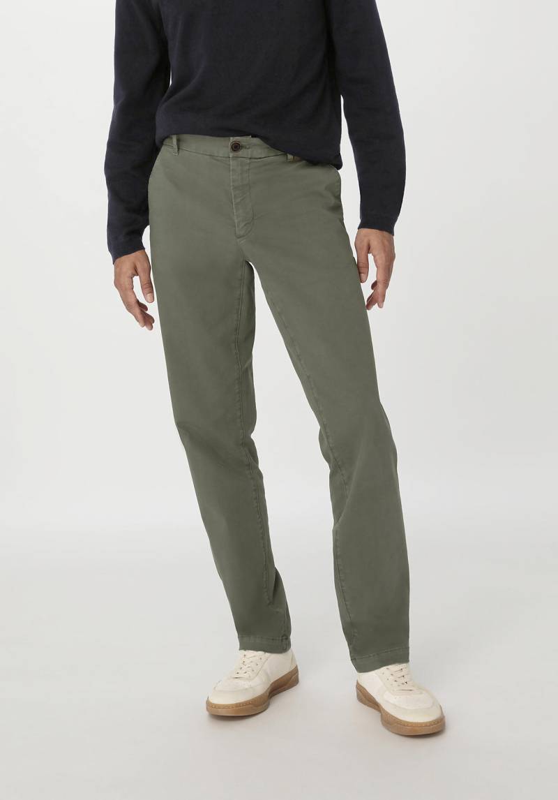 hessnatur Herren Chino LENN Regular aus Bio-Baumwolle - grün Grösse54 von hessnatur