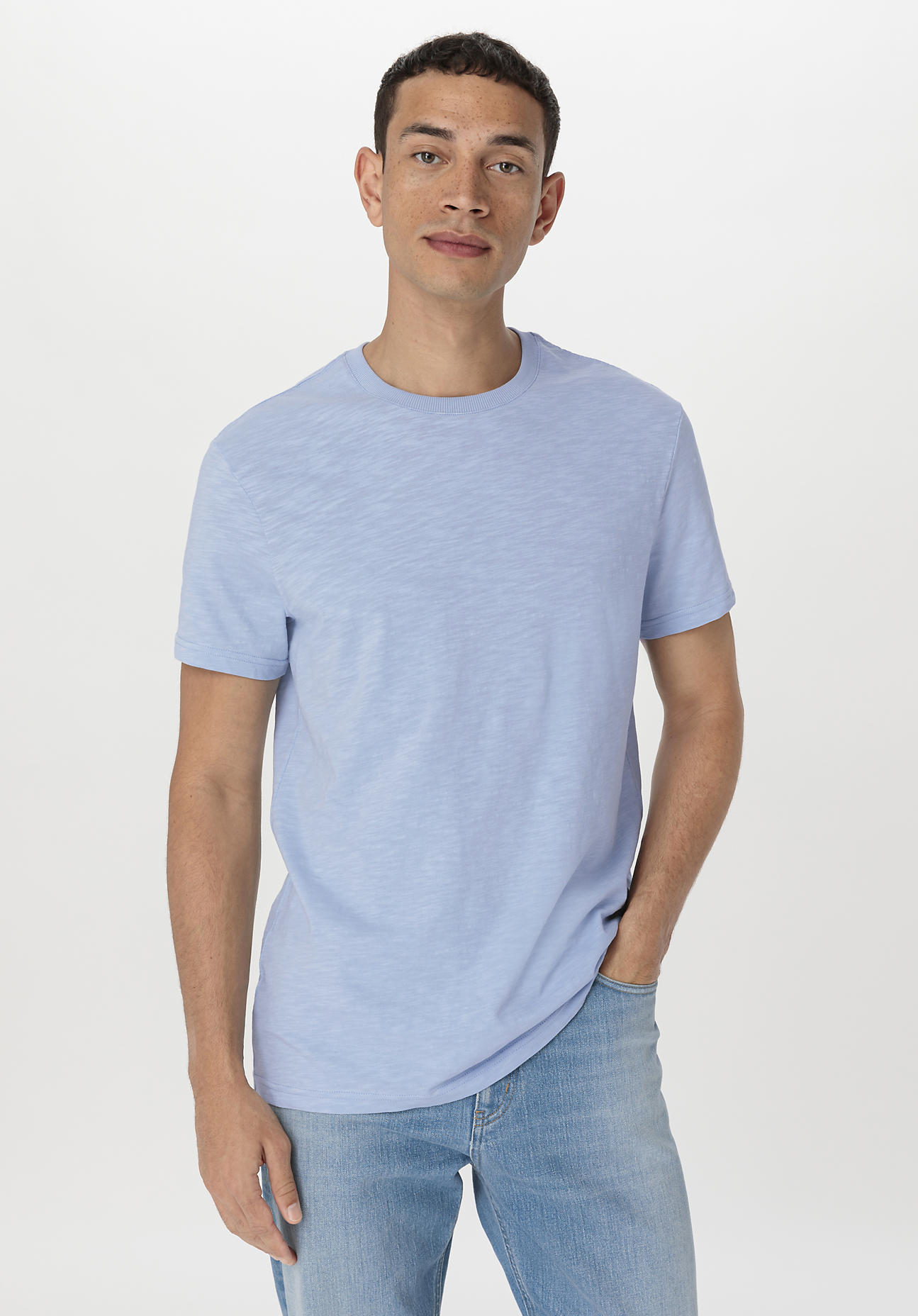 hessnatur Herren Slub Shirt Regular aus Bio-Baumwolle - blau Grösse56 von hessnatur