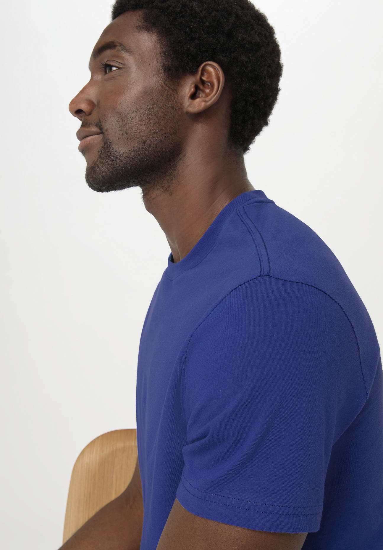 hessnatur Herren T-Shirt Regular aus Bio-Baumwolle - blau Grösse52 von hessnatur