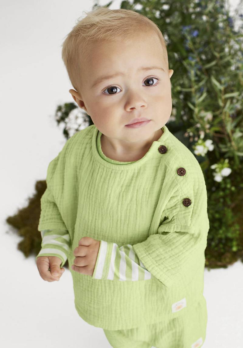 hessnatur Baby Musselin Shirt Relaxed aus Bio-Baumwolle - grün Grösse86/92 von hessnatur