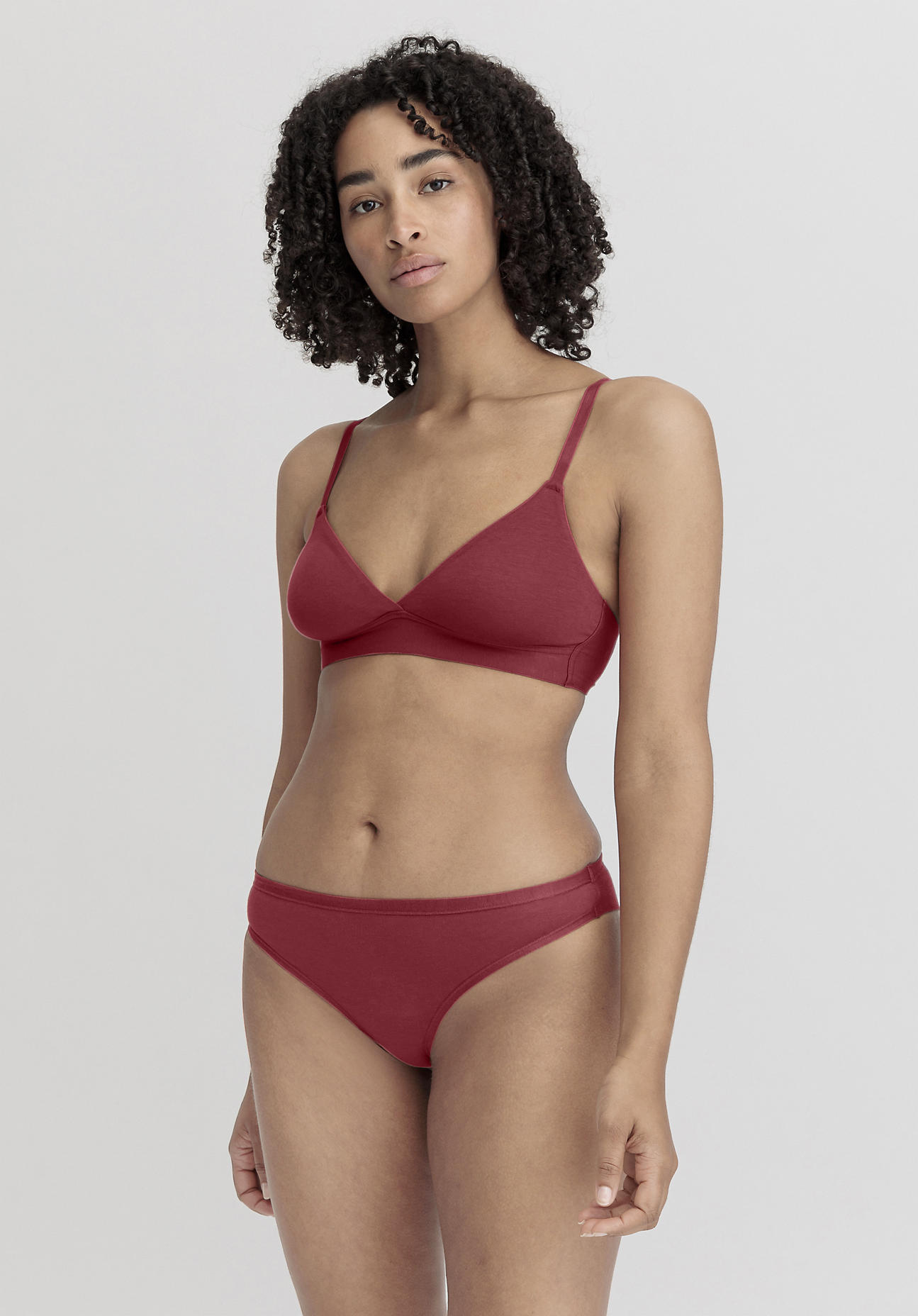 hessnatur Damen Brazil Regular Cut PURE BALANCE aus Bio-Baumwolle und Tencel™ Modal - rot Grösse34 von hessnatur