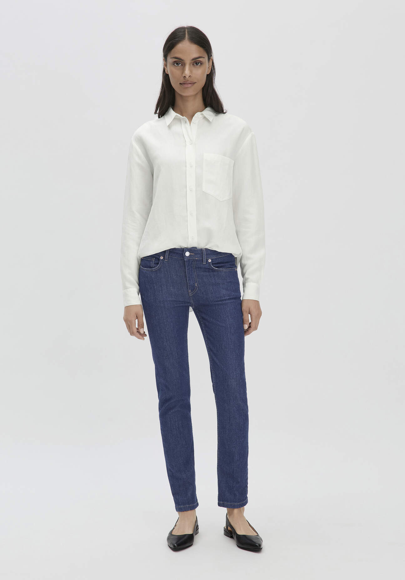 hessnatur Damen Jeans LEA Mid Rise Slim aus Bio-Denim - blau Grösse31/32 hessnatur Damen Jeans LEA Mid Rise Slim aus Bio-Denim - blau Grösse31/32 von hessnatur