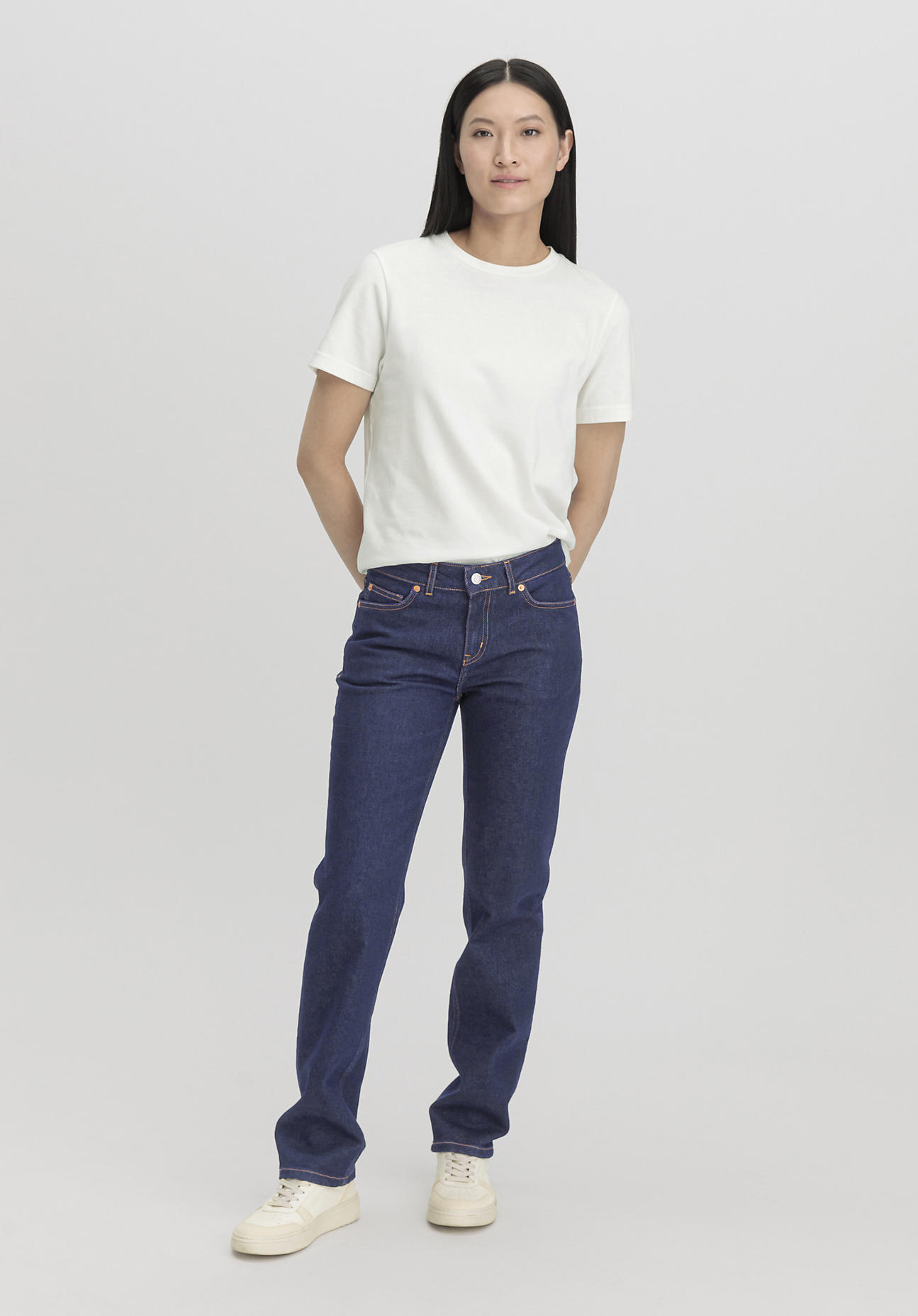 hessnatur Damen Jeans MARIE Mid Rise Straight aus Bio-Denim - blau Grösse26/32 von hessnatur