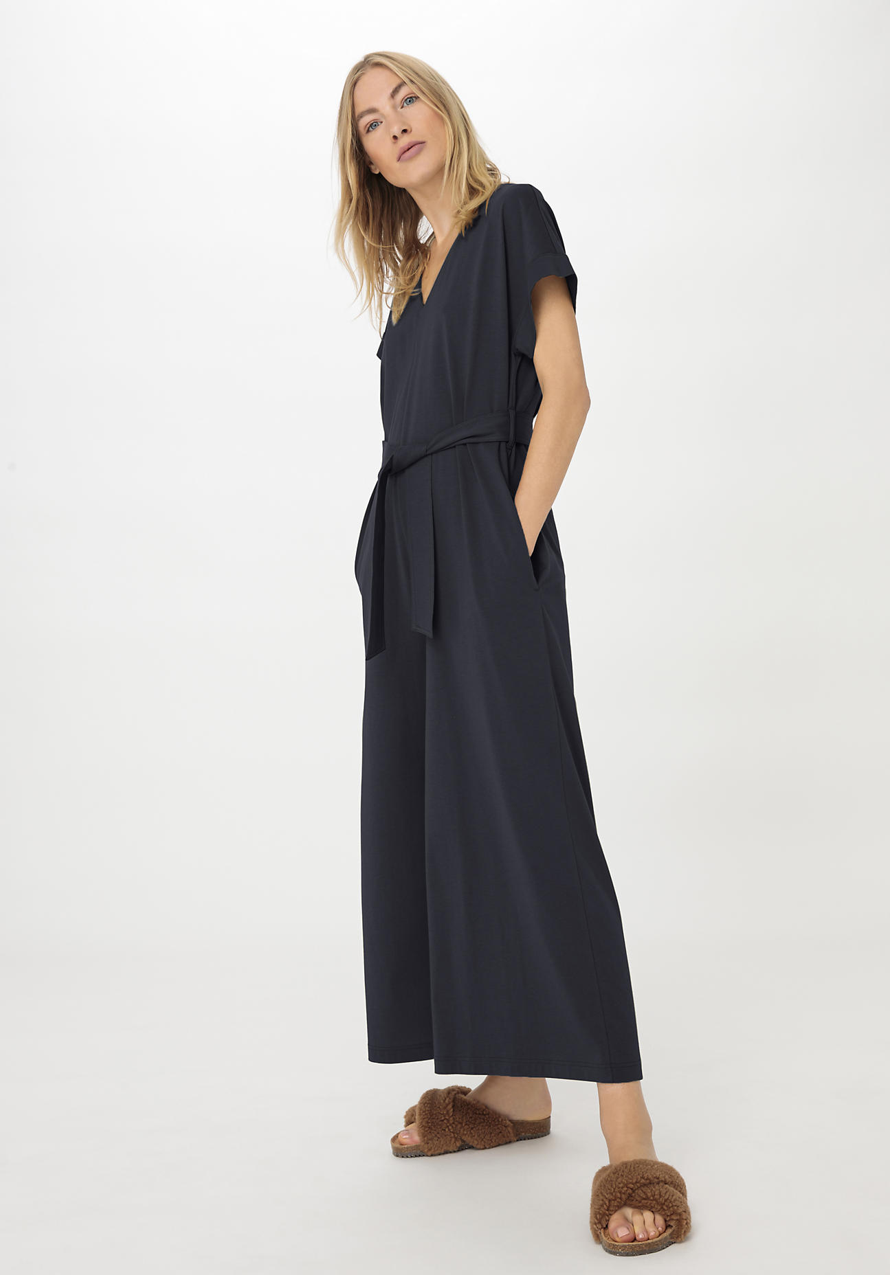 hessnatur Damen Jersey Jumpsuit Relaxed aus Bio-Baumwolle - blau Grösse34 von hessnatur