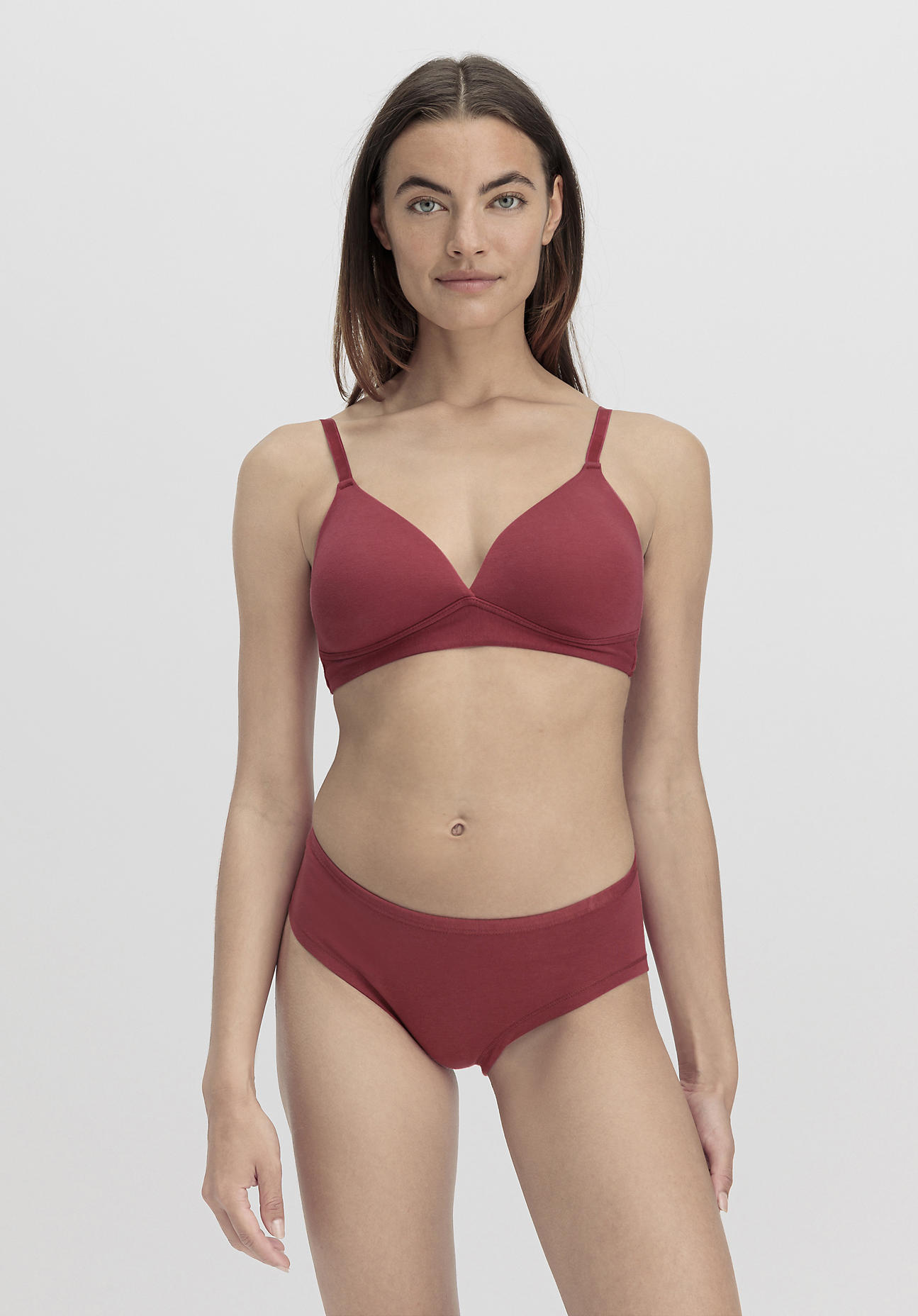 hessnatur Damen Panty Low Cut PURE BALANCE aus Bio-Baumwolle und Tencel™ Modal - rot Grösse34 von hessnatur