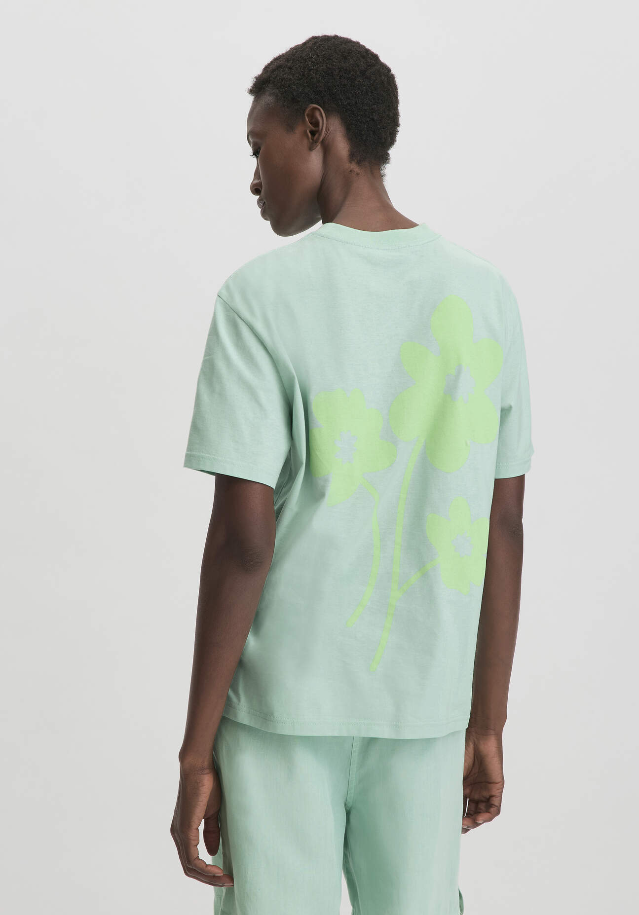 hessnatur Damen Print T-Shirt Oversize aus Bio-Baumwolle - grün Grösse44 hessnatur Damen Print T-Shirt Oversize aus Bio-Baumwolle - grün Grösse44 von hessnatur