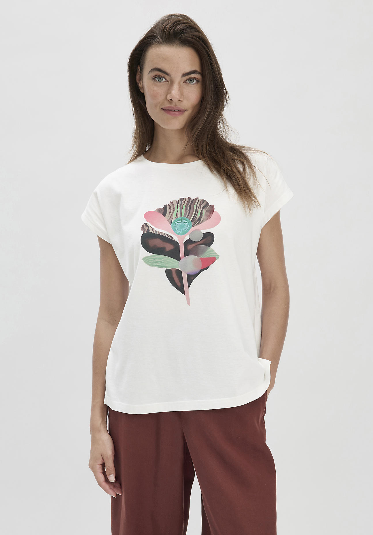 hessnatur Damen Print T-Shirt Oversize aus Bio-Baumwolle - weiß GrösseL von hessnatur