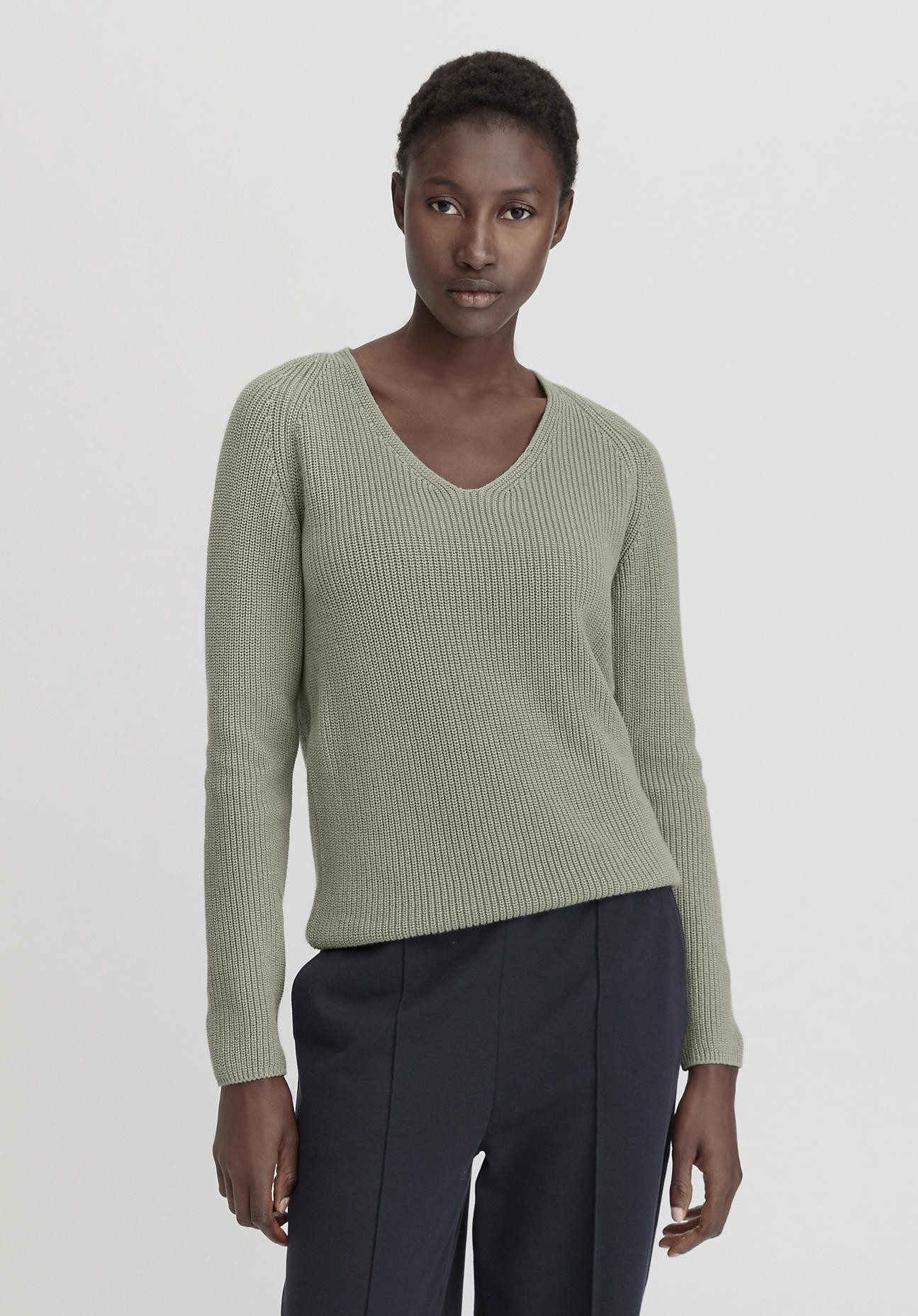 hessnatur Damen Pullover Regular aus Bio-Baumwolle - grün Grösse40 von hessnatur