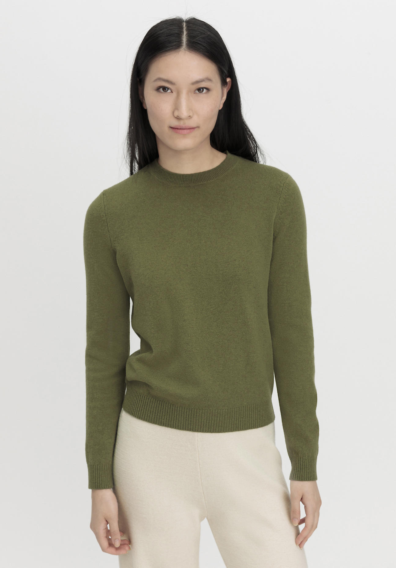 hessnatur Damen Pullover Regular aus Bio-Merinowolle mit Kaschmir - grün Grösse34 von hessnatur