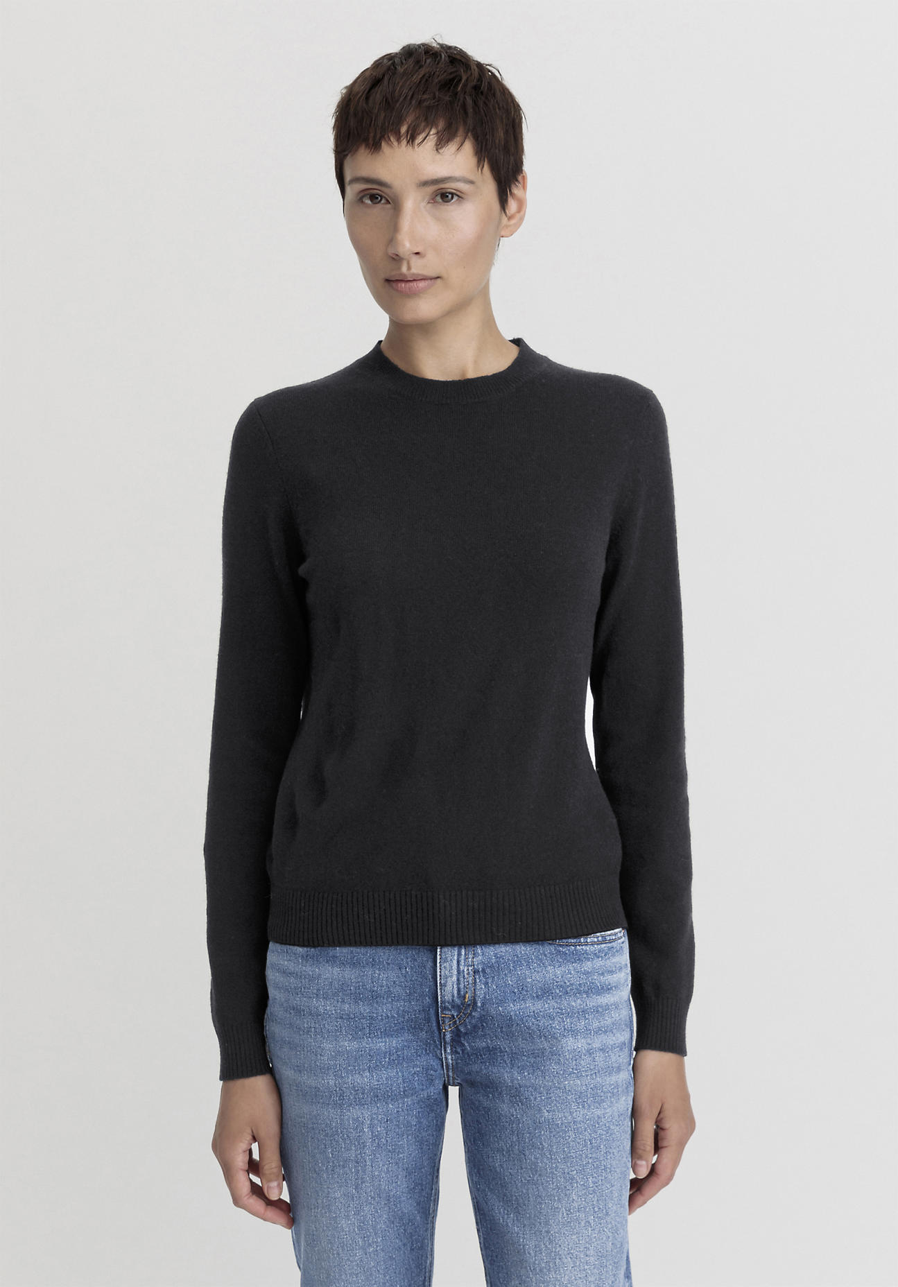 hessnatur Damen Pullover Regular aus Bio-Merinowolle mit Kaschmir - schwarz Grösse34 von hessnatur