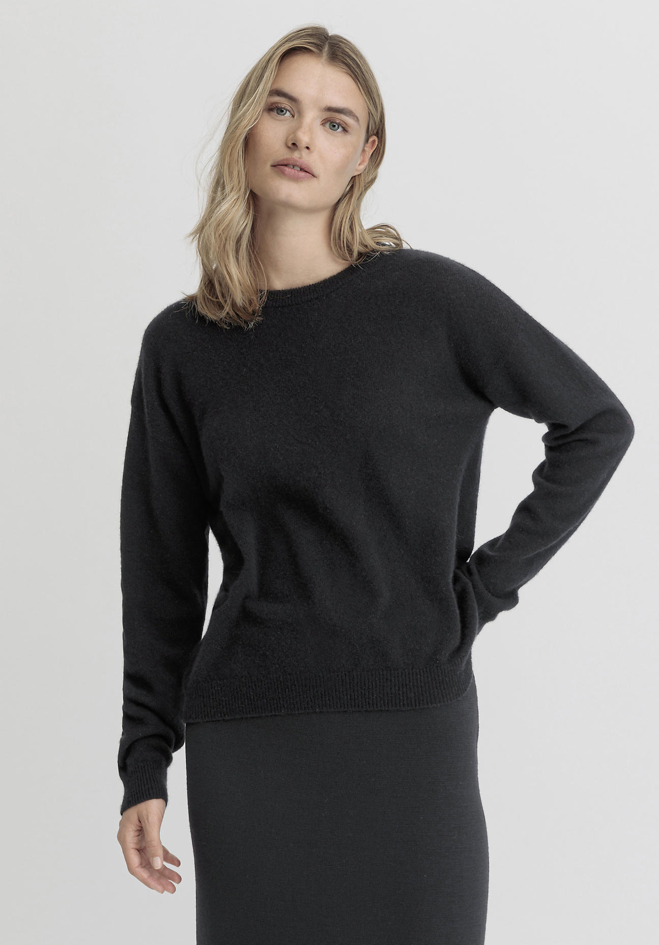 hessnatur Damen Pullover Regular aus Kaschmir - schwarz Grösse40 von hessnatur