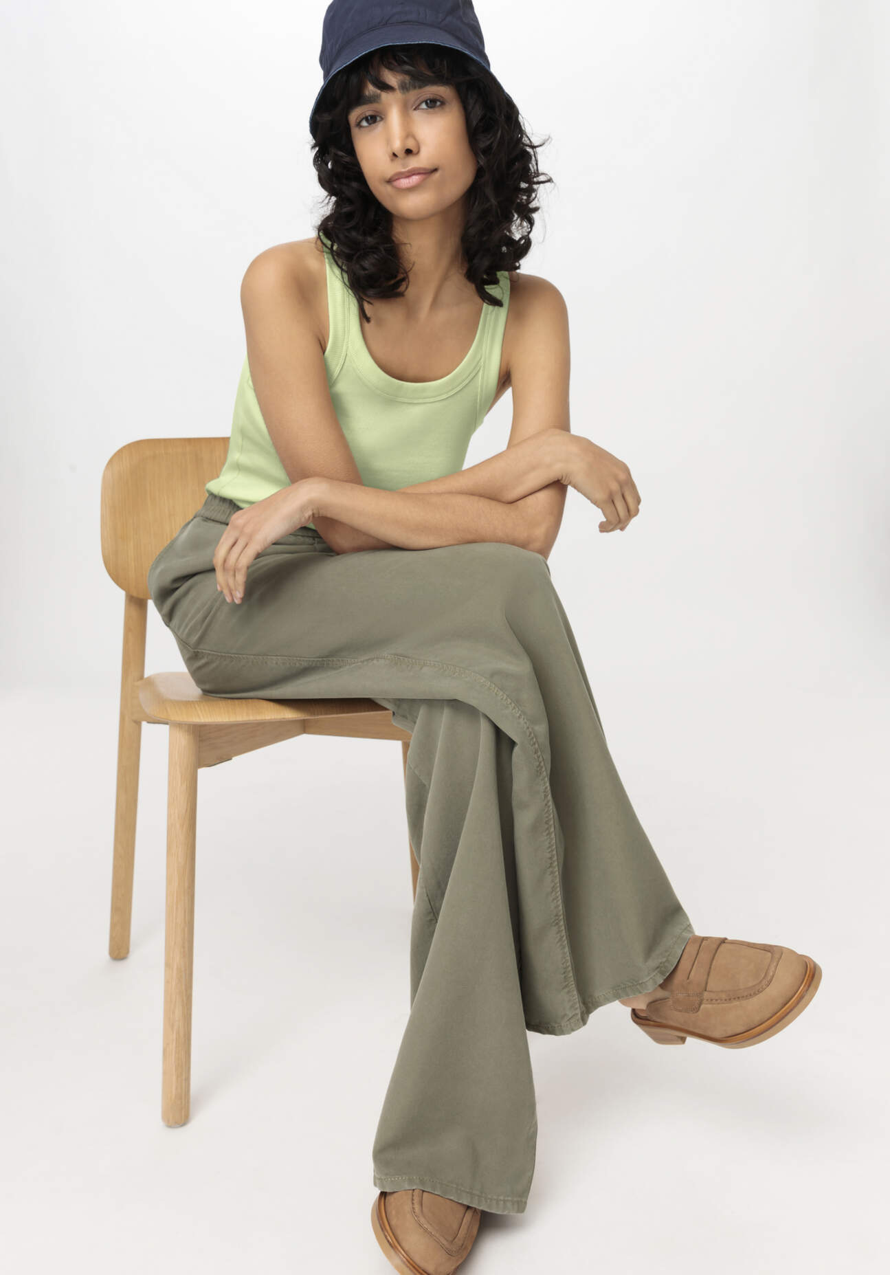 hessnatur Damen Rib Top Slim aus Bio-Baumwolle - grün Grösse44 hessnatur Damen Rib Top Slim aus Bio-Baumwolle - grün Grösse44 von hessnatur