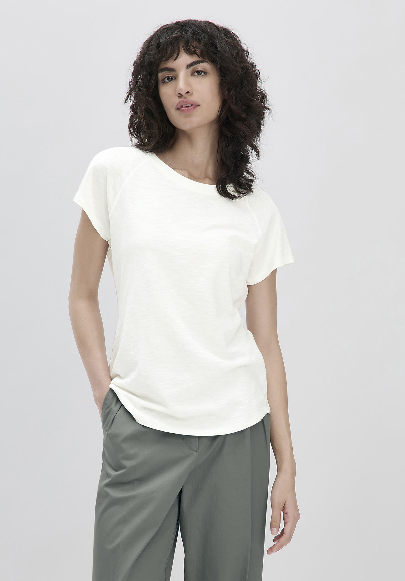 hessnatur Damen Slub Shirt Regular aus Bio-Baumwolle - weiß Grösse34 von hessnatur