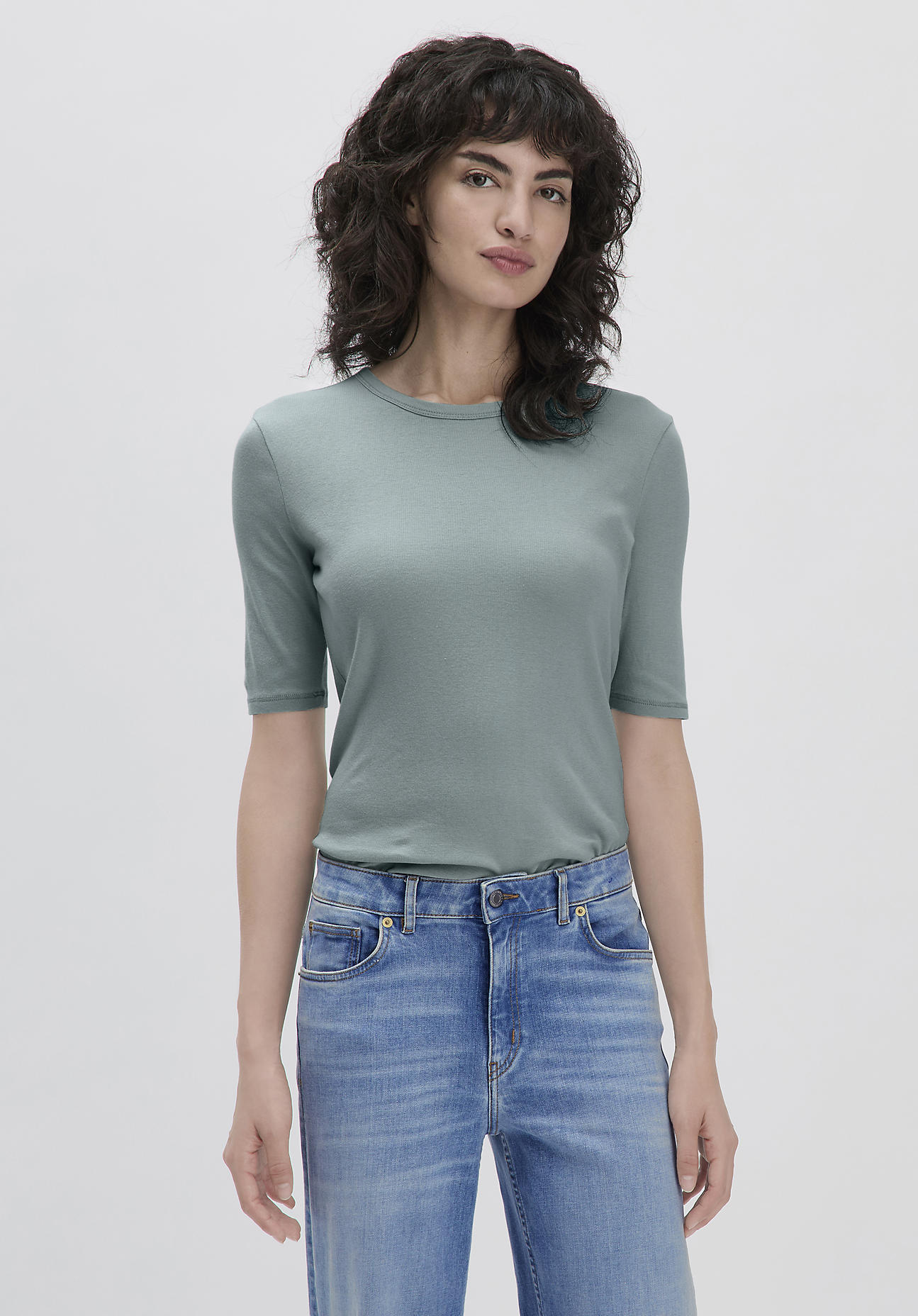 hessnatur Damen Softrib Shirt Fitted aus Bio-Baumwolle und TENCEL™ Modal - grün Grösse34 von hessnatur