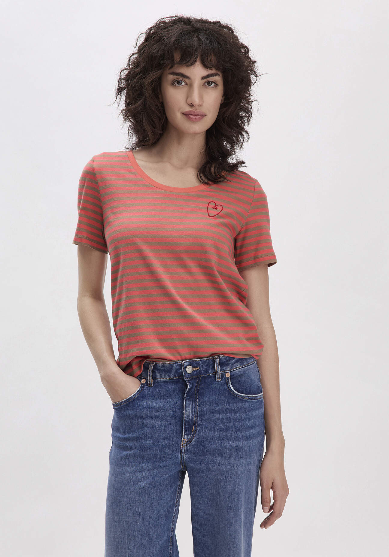 hessnatur Damen Streifen T-Shirt Relaxed aus Bio-Baumwolle - rot Grösse34 hessnatur Damen Streifen T-Shirt Relaxed aus Bio-Baumwolle - rot Grösse34 von hessnatur