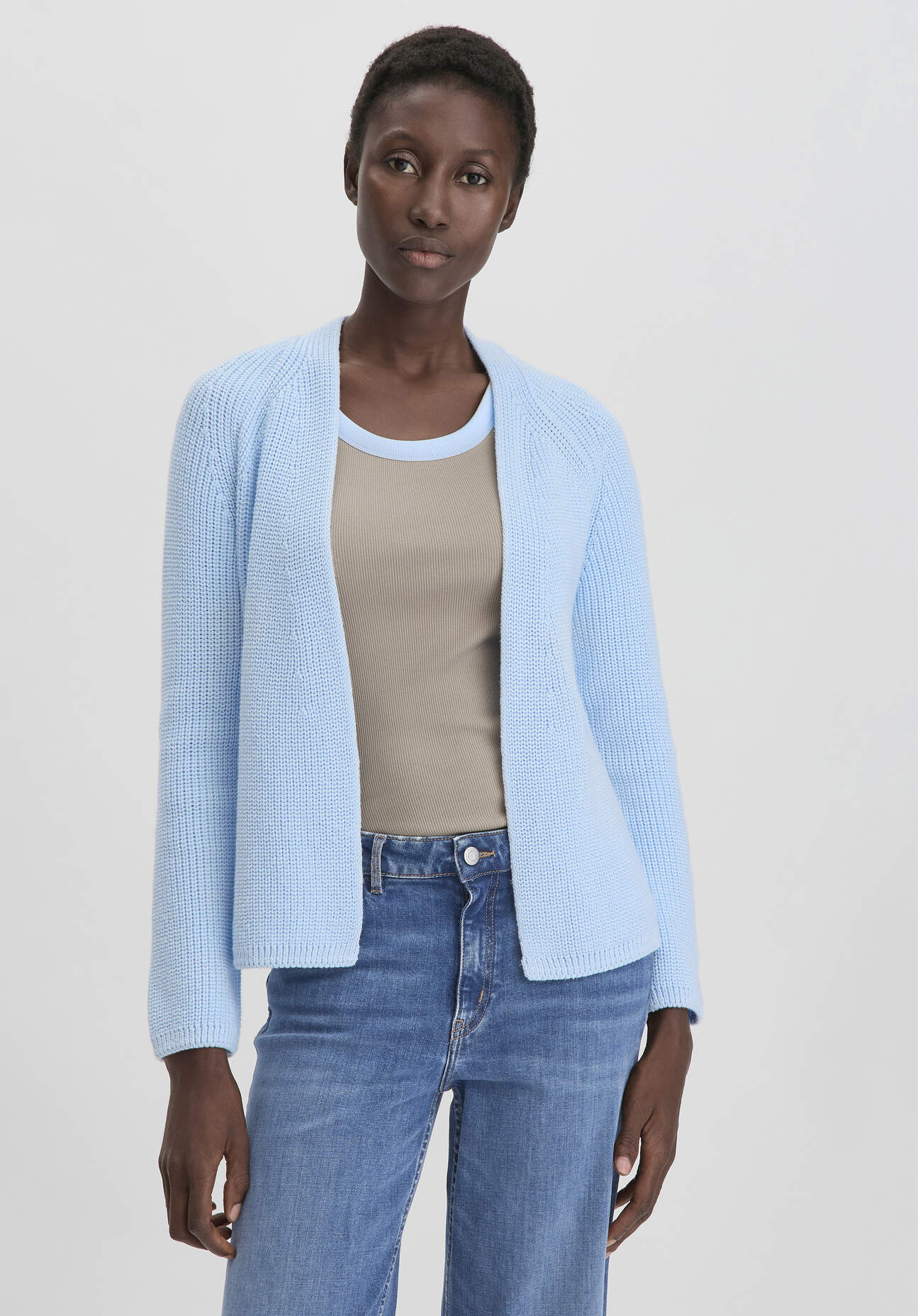 hessnatur Damen Strick Jacke Regular aus Bio-Baumwolle - blau GrösseL von hessnatur