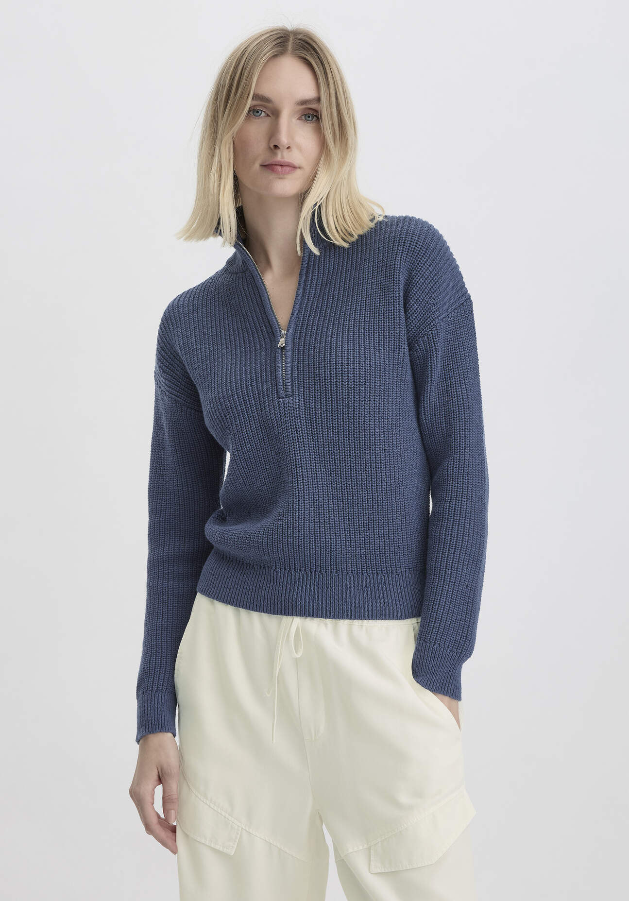 hessnatur Damen Strick Troyer Relaxed aus Bio-Baumwolle - blau GrösseS hessnatur Damen Strick Troyer Relaxed aus Bio-Baumwolle - blau GrösseS von hessnatur