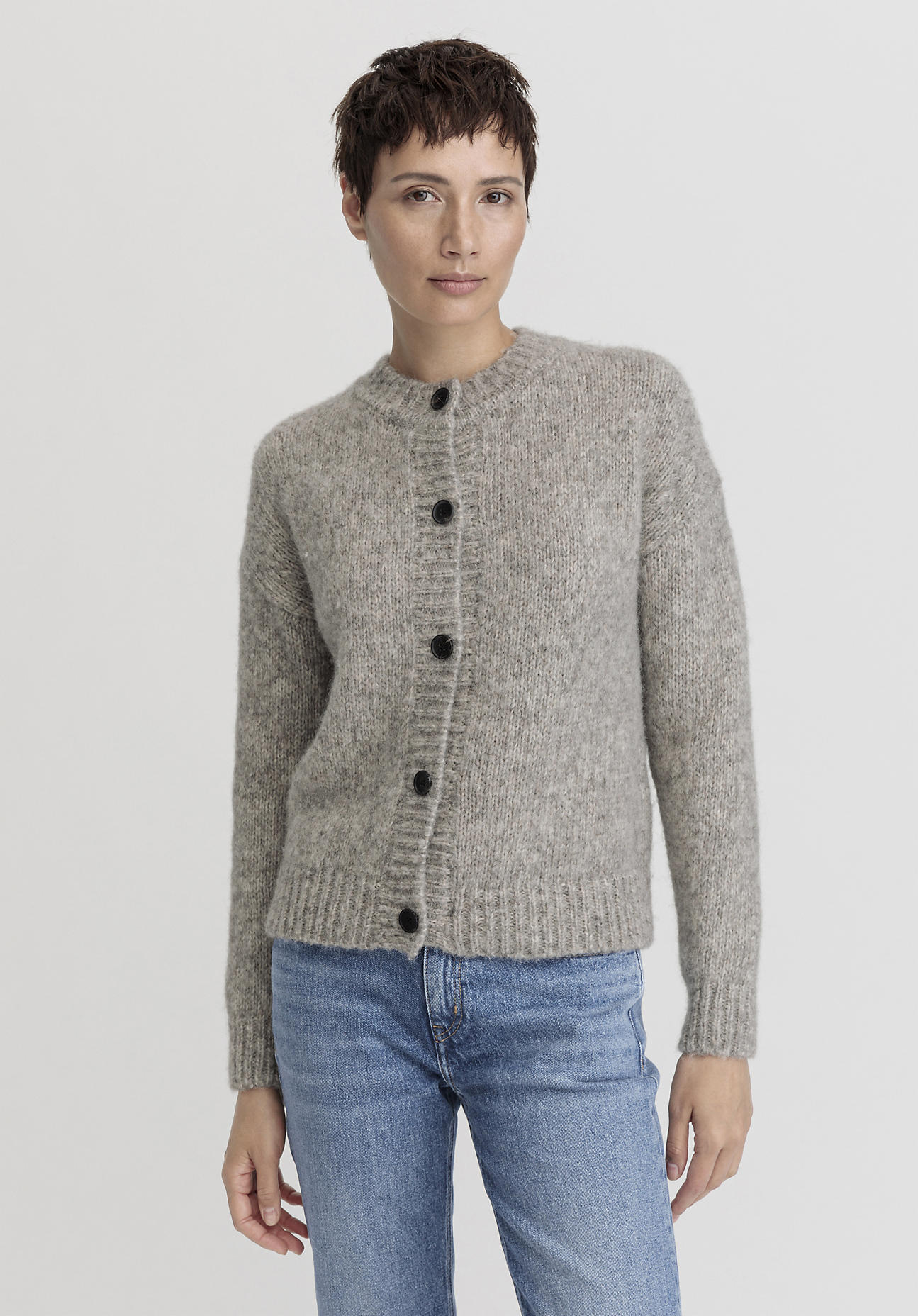 hessnatur Damen Strickjacke Relaxed aus Bio-Baumwolle mit Alpaka - grau GrösseL von hessnatur