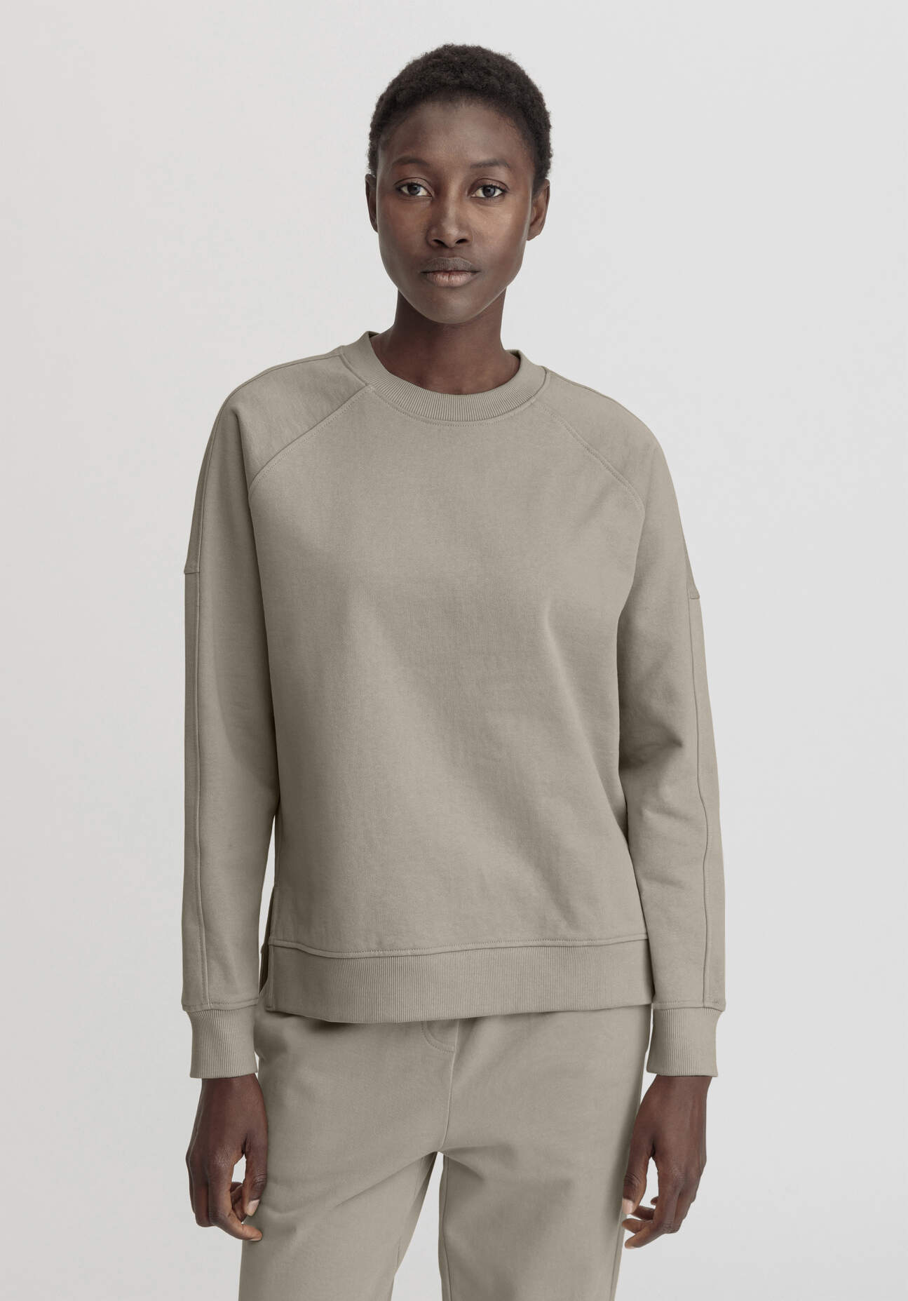 hessnatur Damen Sweatshirt Oversize aus Bio-Baumwolle - beige GrösseXS hessnatur Damen Sweatshirt Oversize aus Bio-Baumwolle - beige GrösseXS von hessnatur