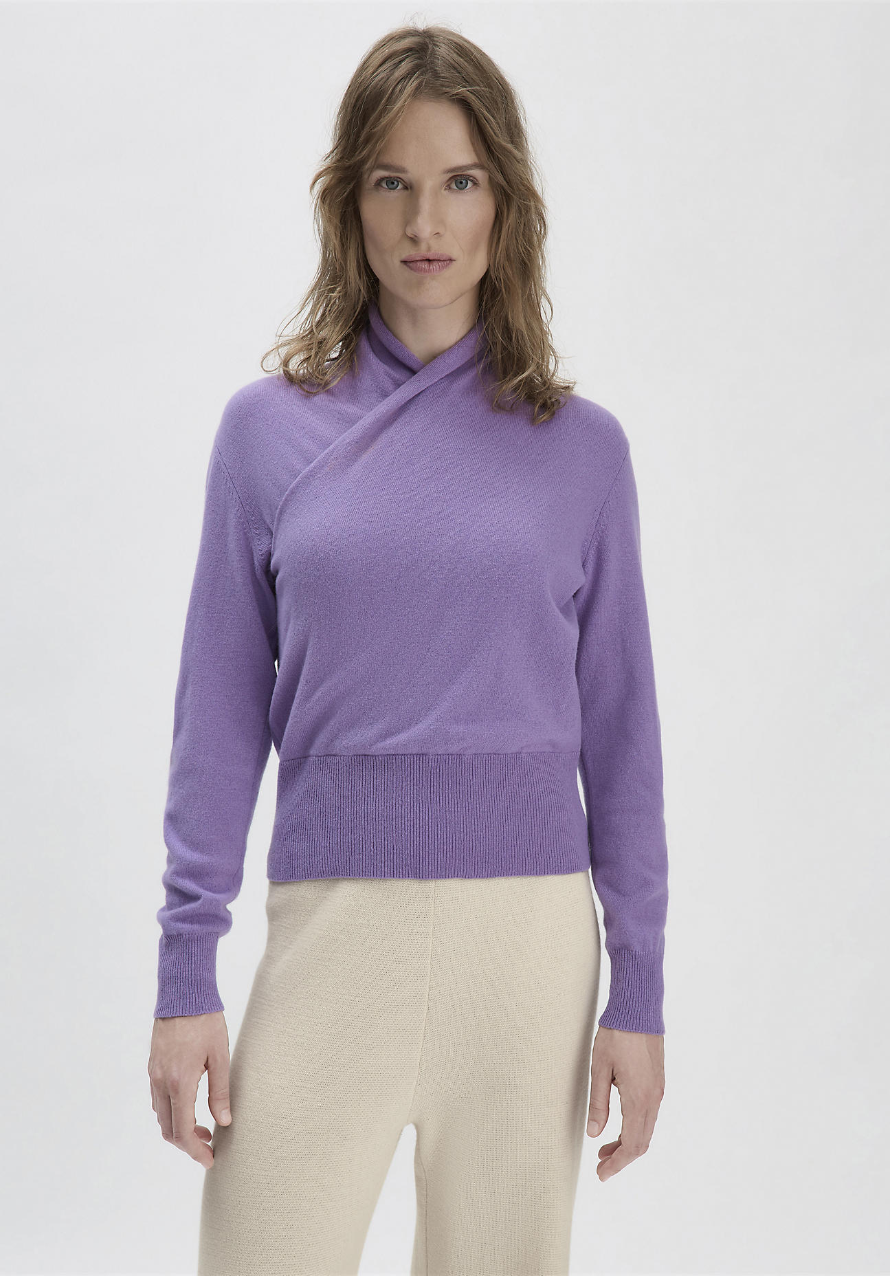 hessnatur Damen WUNDERKIND × HESSNATUR Pullover Regular aus Bio-Merinowolle mit Kaschmir - lila Grösse34 von hessnatur