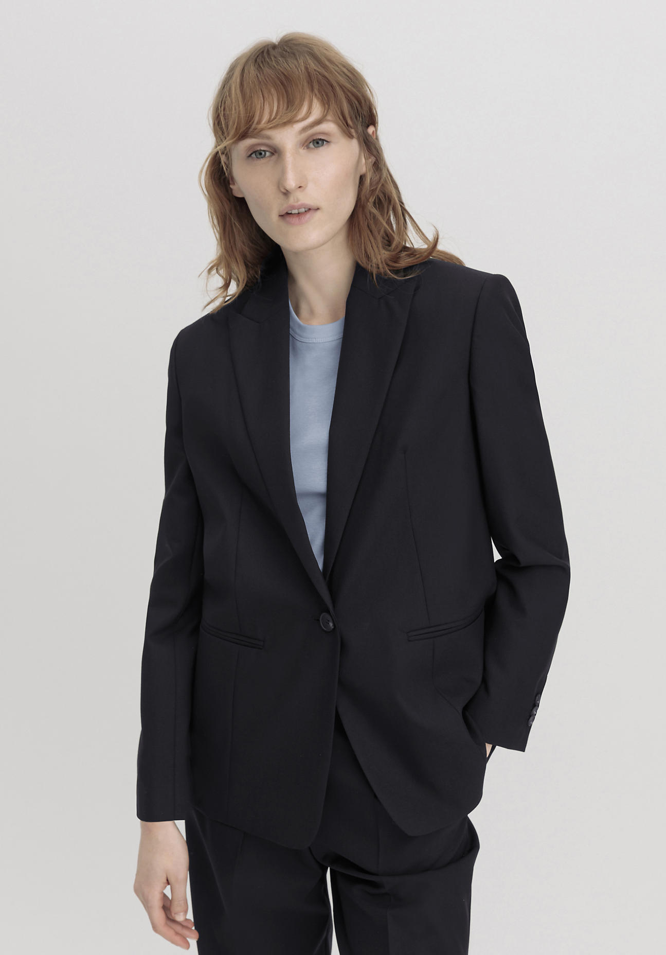 hessnatur Damen Woll-Blazer Relaxed aus Bio-Merinowolle - schwarz Grösse38 von hessnatur