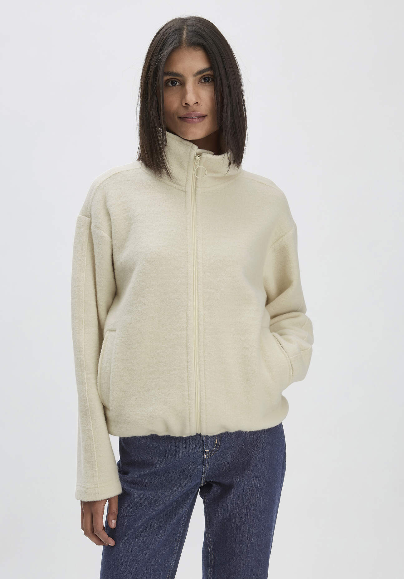 hessnatur Damen Wollfleece Jacke Relaxed aus Bio- Merinowolle mit Bio-Baumwolle - beige GrösseM hessnatur Damen Wollfleece Jacke Relaxed aus Bio- Merinowolle mit Bio-Baumwolle - beige GrösseM von hessnatur